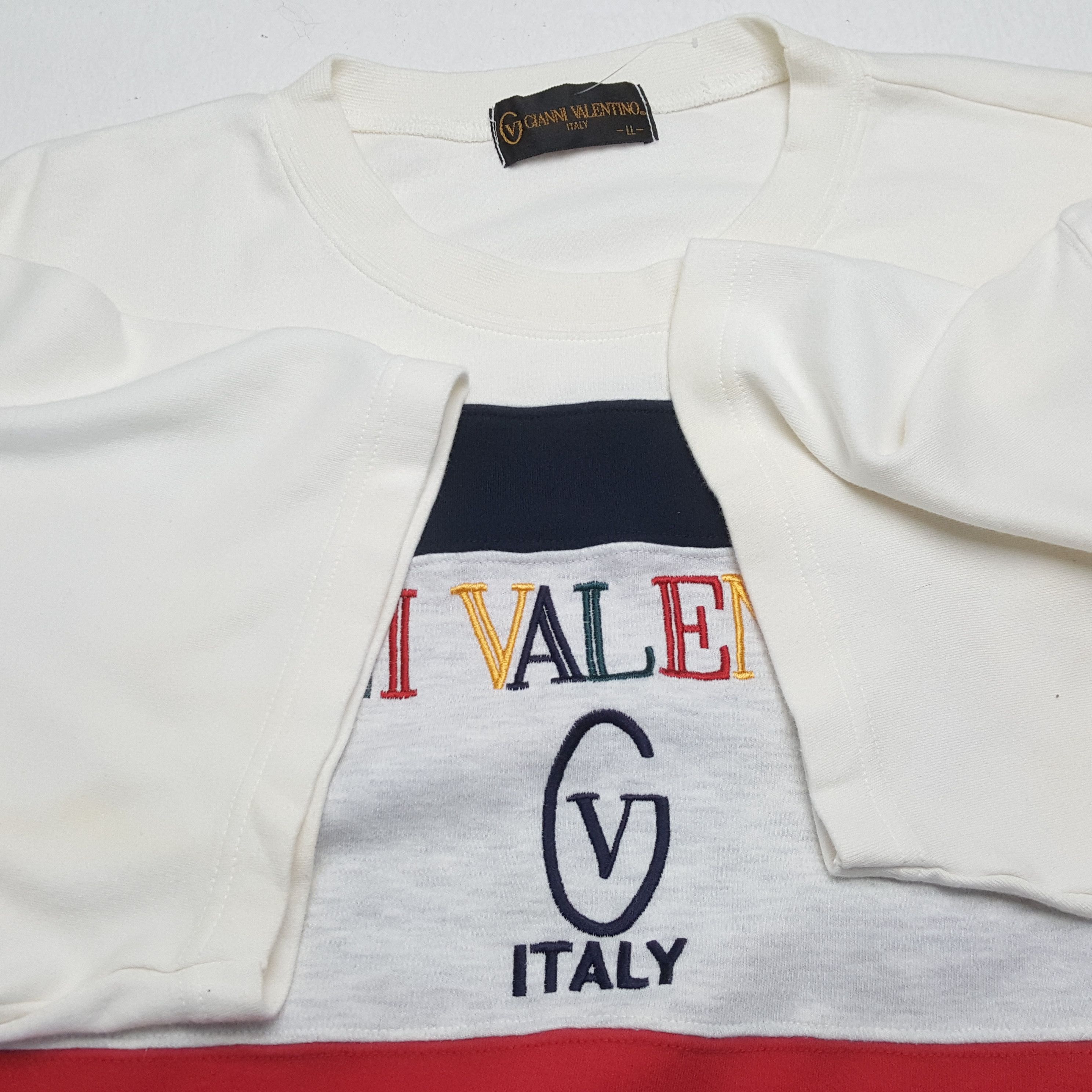 Gianni Valentino × Valentino × Vintage Vintage GIANNI VALENTINO Italian Brand Style T-Shirts Size US XL / EU 56 / 4 - 6 Thumbnail