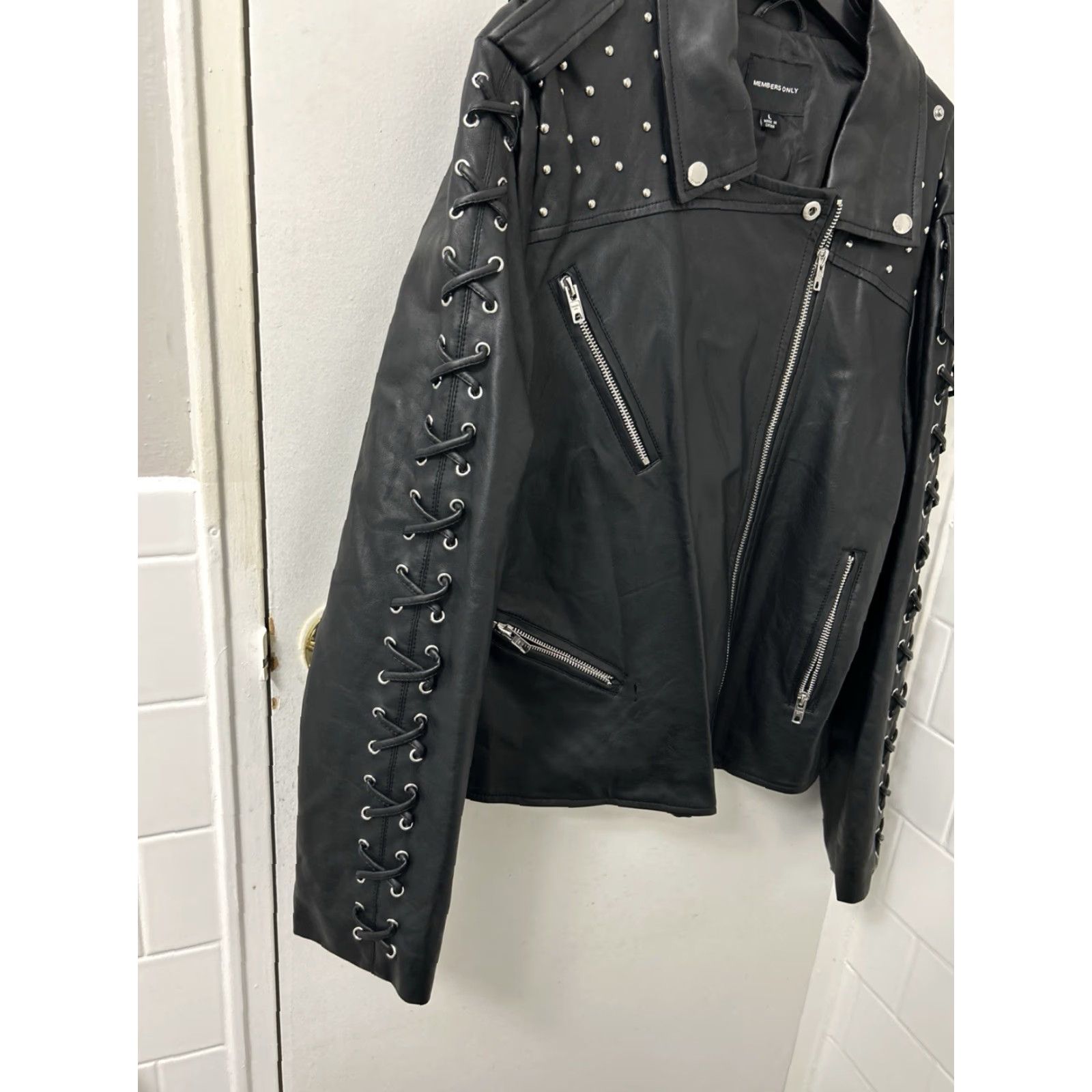 Members Only Members Only Leather Jacket Womens L Black Studded Lace Up Moto Jacket Size L / US 10 / IT 46 - 6 Thumbnail