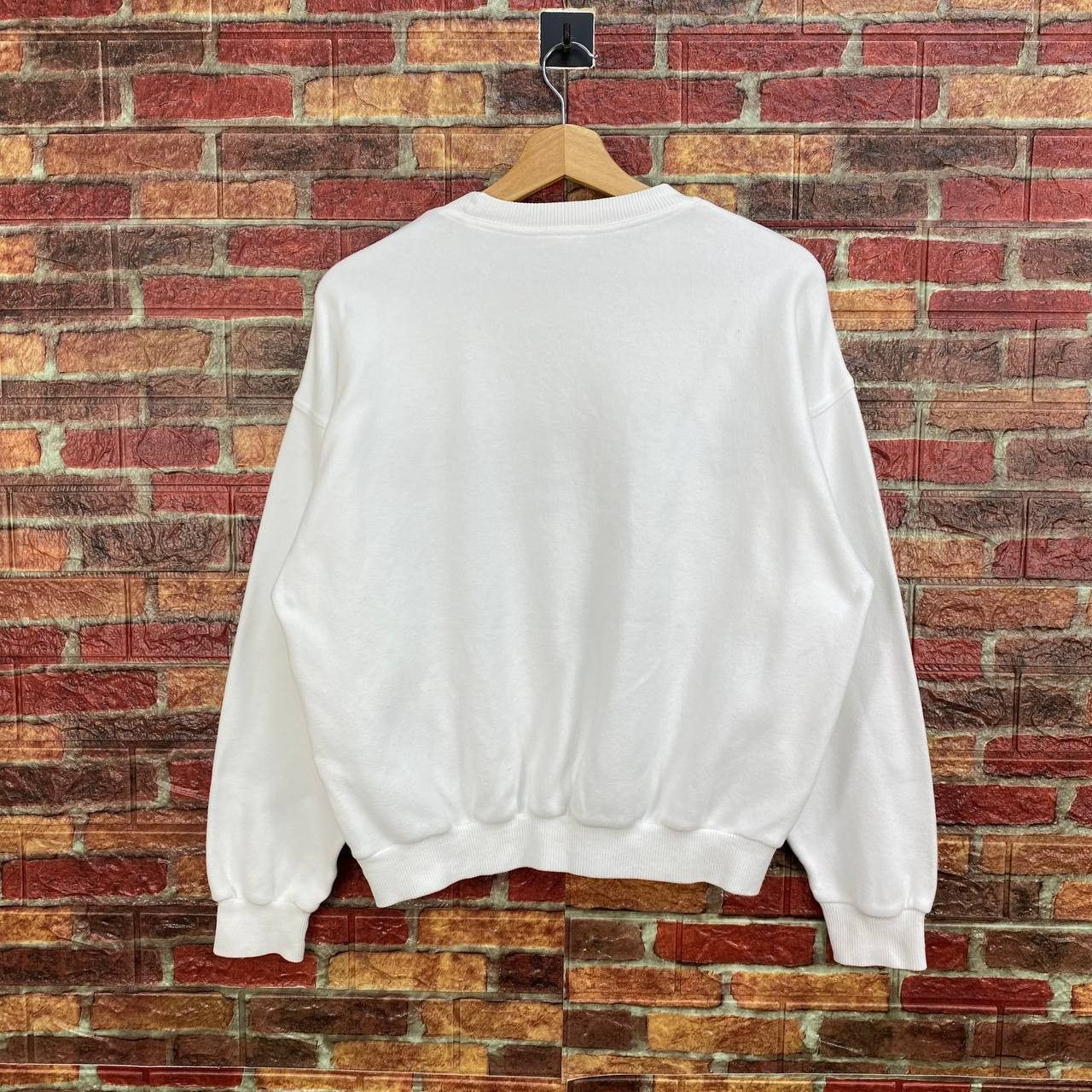 Ellesse Vintage Ellesse crewneck jumper big logo embroidered Size US M / EU 48-50 / 2 - 8 Thumbnail