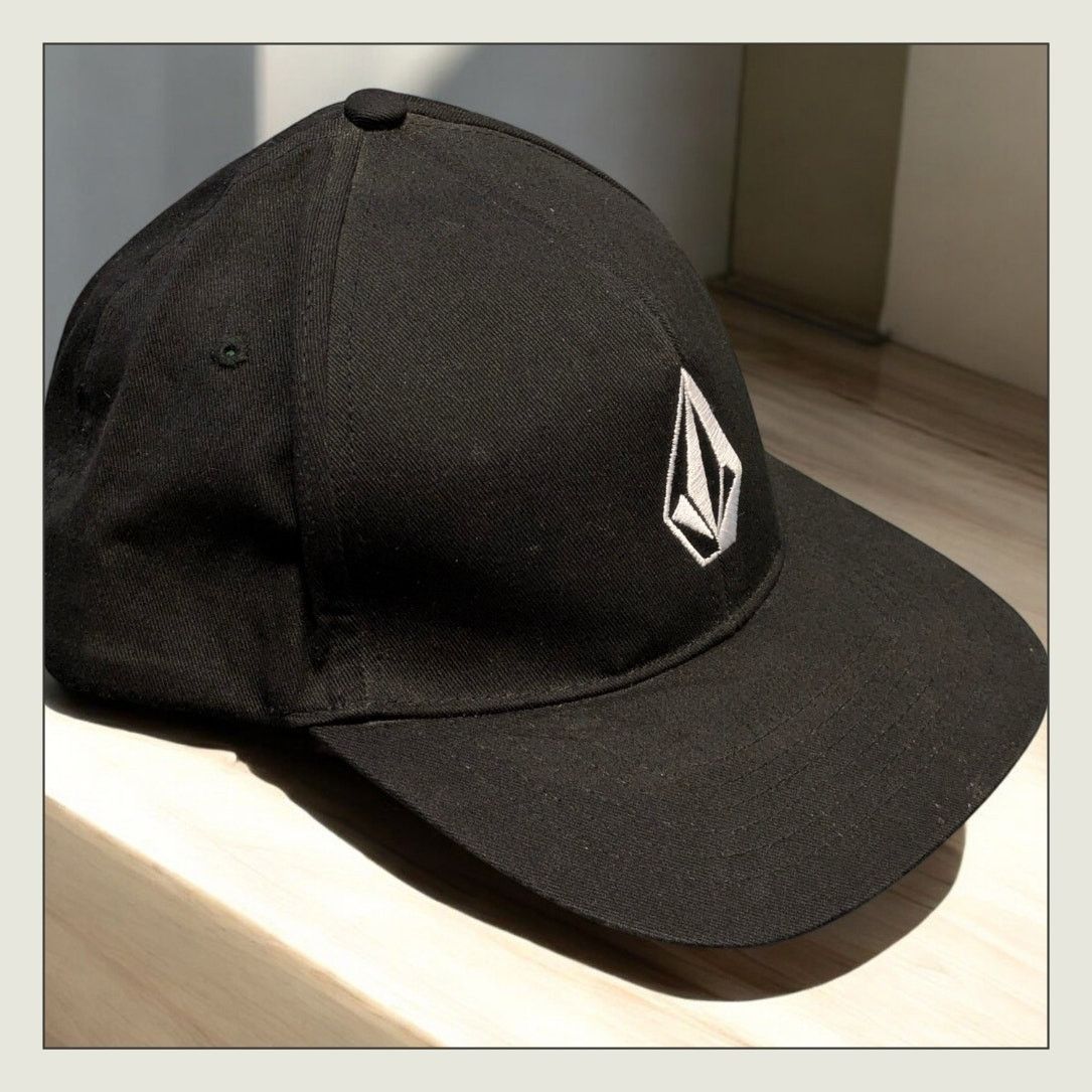 Volcom VOLCOM Stone Snapback Trucker Hat Black Embroidered Logo Size ONE SIZE - 3 Thumbnail