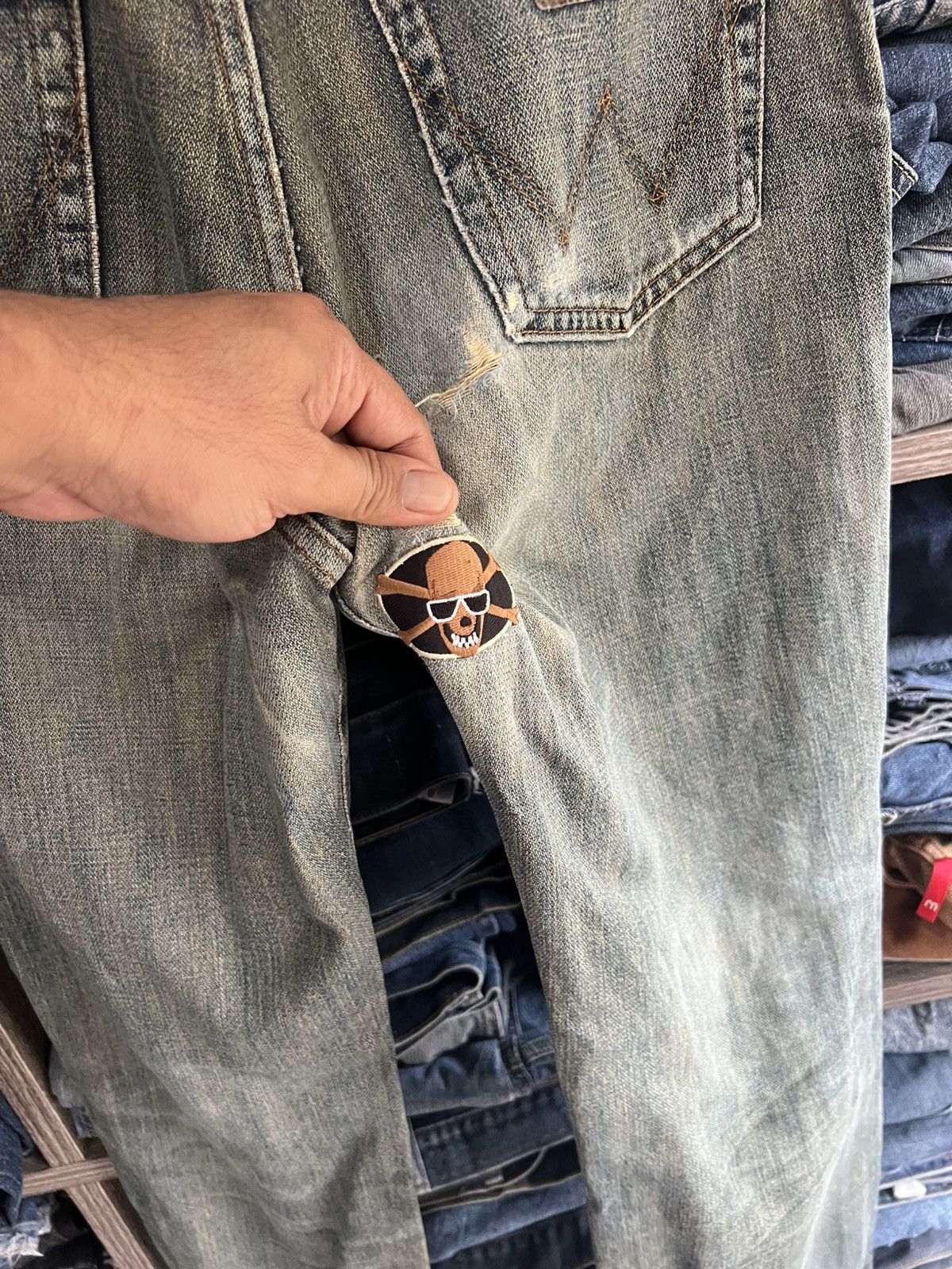 Wrangler 🔥Vintage Wrangler Skulls Patches Distressed Denim Size US 30 / EU 46 - 15 Thumbnail