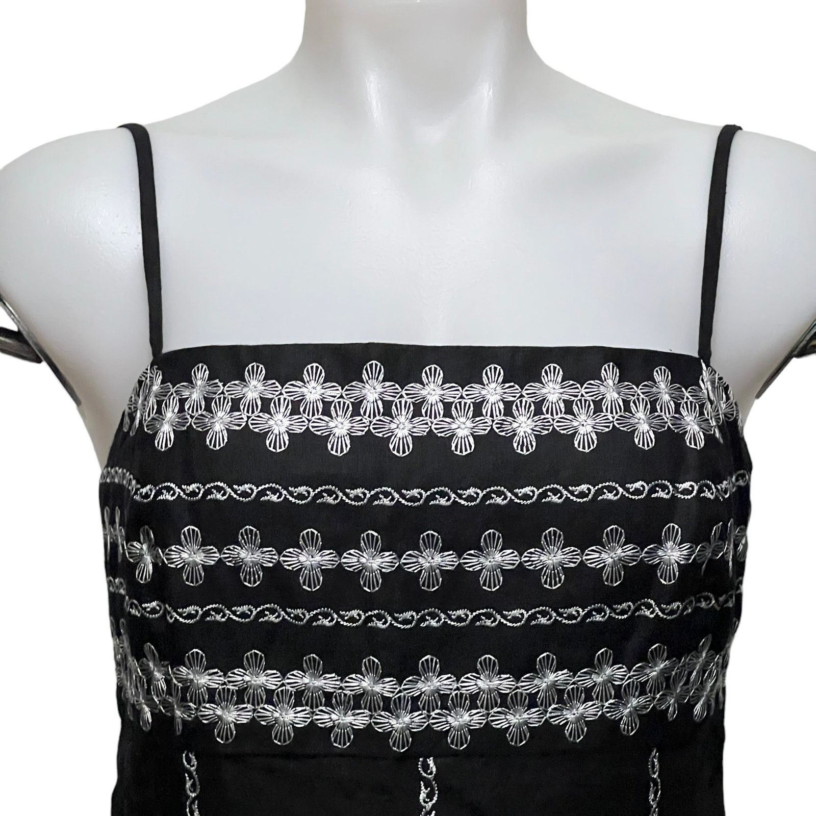 Ann Taylor Ann Taylor Black Embroidered Linen Dress Spaghetti Straps 4 Size S / US 4 / IT 40 - 6 Thumbnail