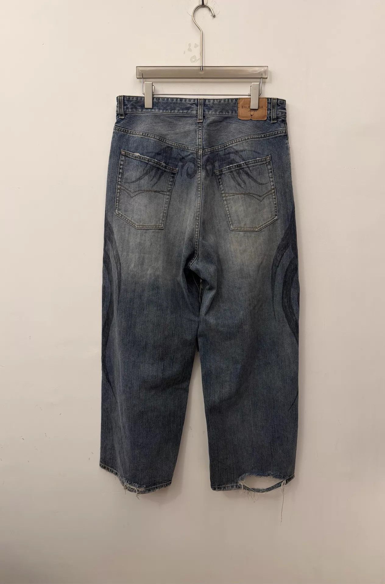 Balenciaga Balenciaga Dragon Print Drawstring Loose Denim Pant S Size US 29 - 3 Thumbnail
