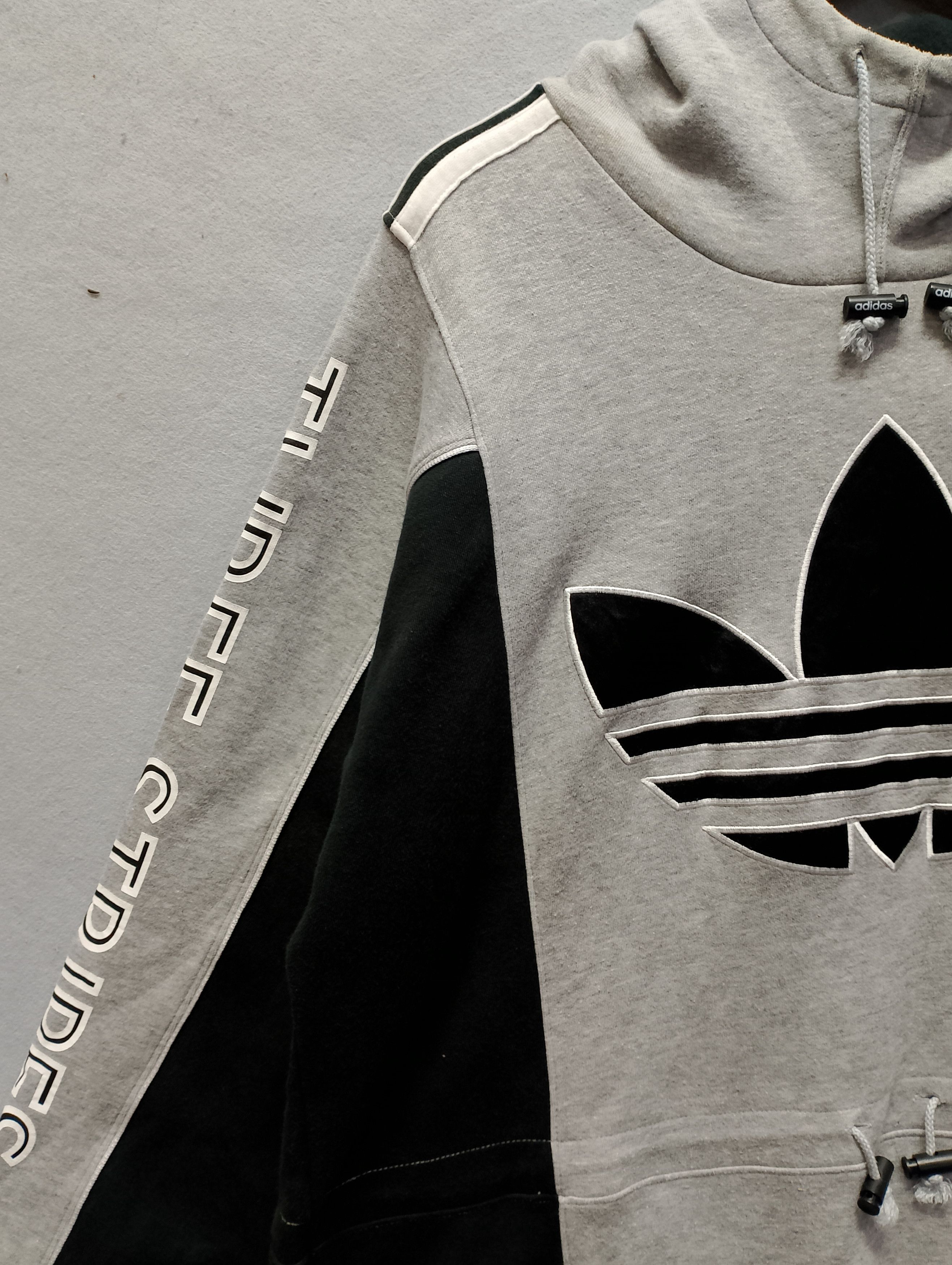 Adidas Vintage Adidas Trefoil Hoodie Made in Japan Size US L / EU 52-54 / 3 - 5 Thumbnail