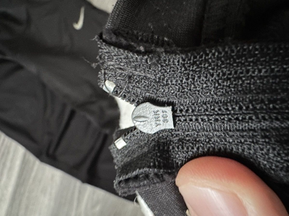 Nike Nike Vintage Black Baggy y2k Jogger Sweetpants Big Swoosh Size US 32 / EU 48 - 6 Thumbnail
