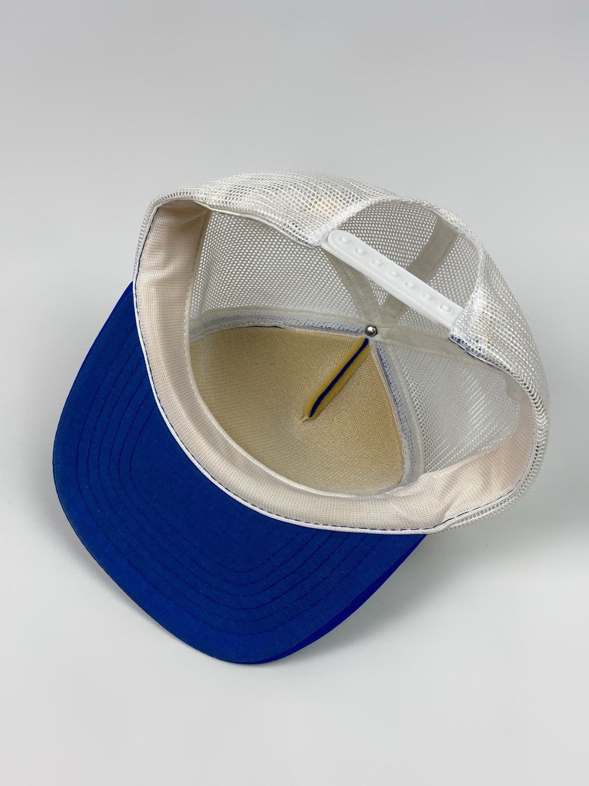 Vintage 1990’s Vintage US Air Force 306th Strategic Wing Trucker Hat Size ONE SIZE - 8 Thumbnail