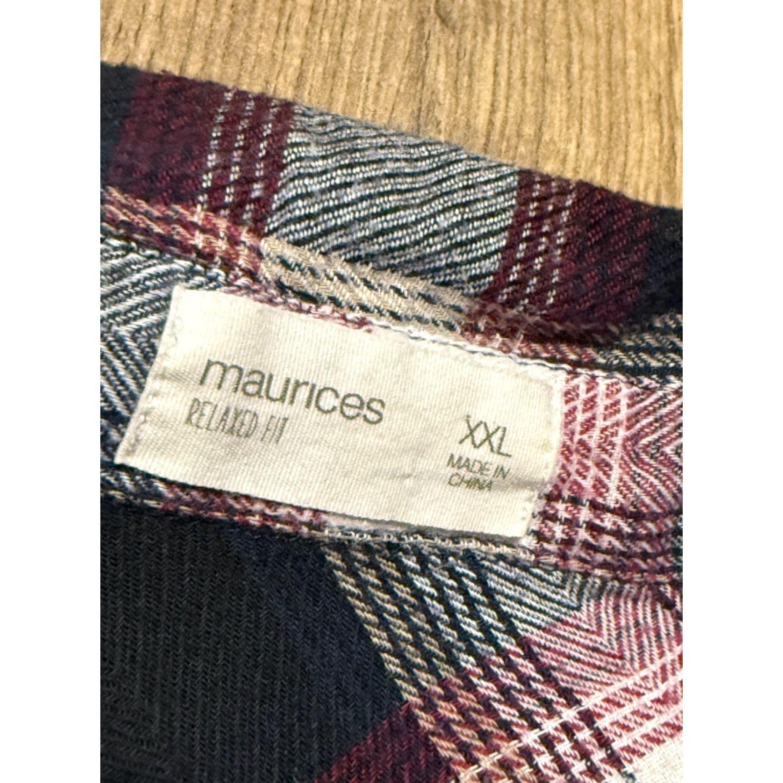 Vintage Maurices Shirt Women's Plus XXL Blue Purple White Plaid Button Up Relaxed Fit Size XXL / US 16-18 / IT 52-54 - 5 Thumbnail