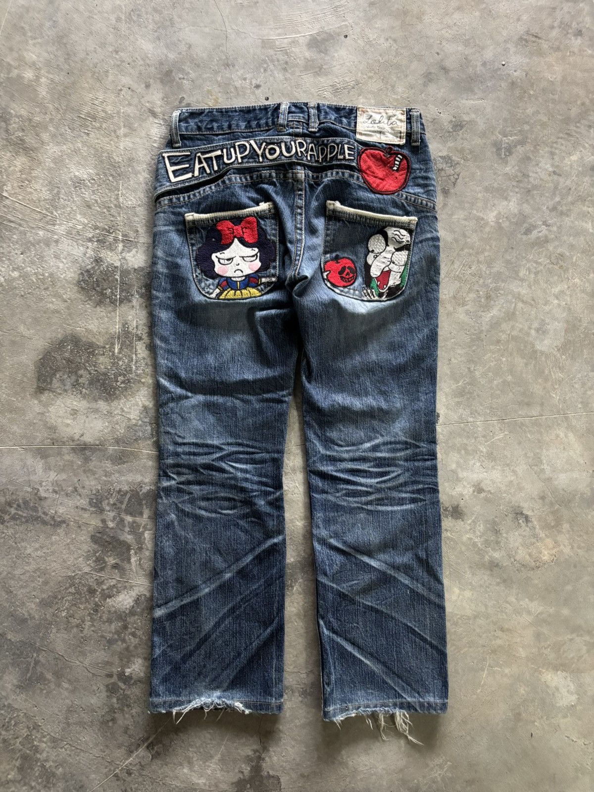 Japanese Brand LOLITA RARE YOSHITOMO NARA ANGRY PRINCESS DISTRESSED DENIM Size US 31 - 16 Thumbnail