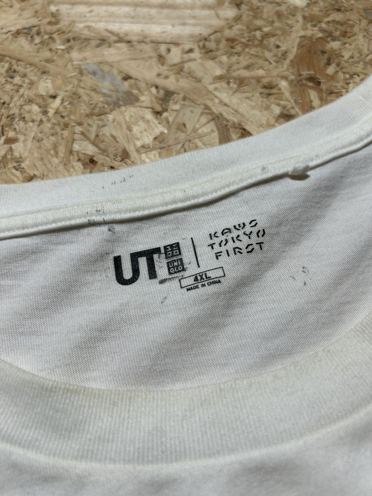 Kaws × Uniqlo Uniqlo Kaws Tokyo First Tee Size US XXL / EU 58 / 5 - 8 Thumbnail