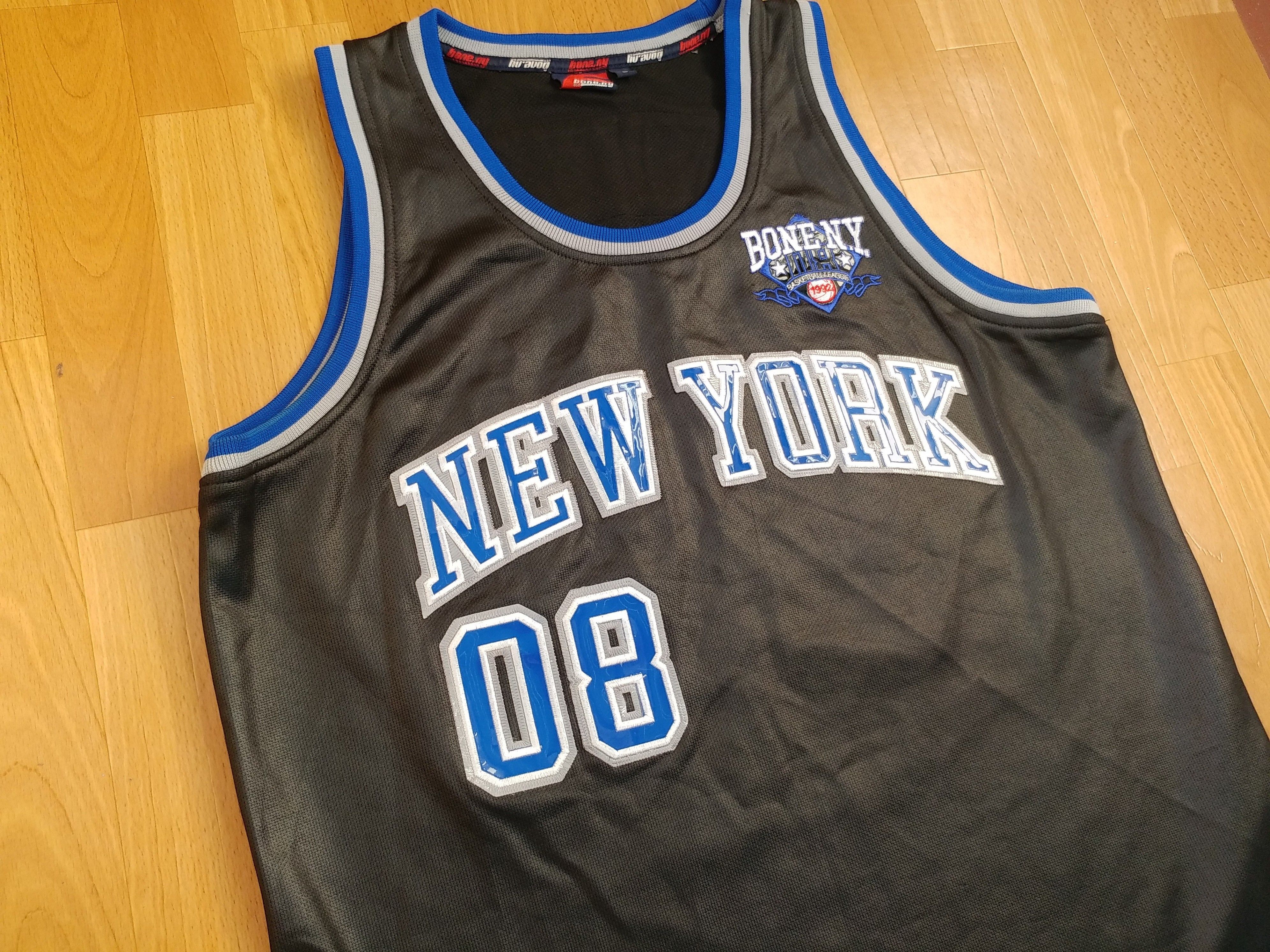 Vintage New York jersey, vintage Bone NY t-shirt, NYC basketball L Size US L / EU 52-54 / 3 - 7 Thumbnail