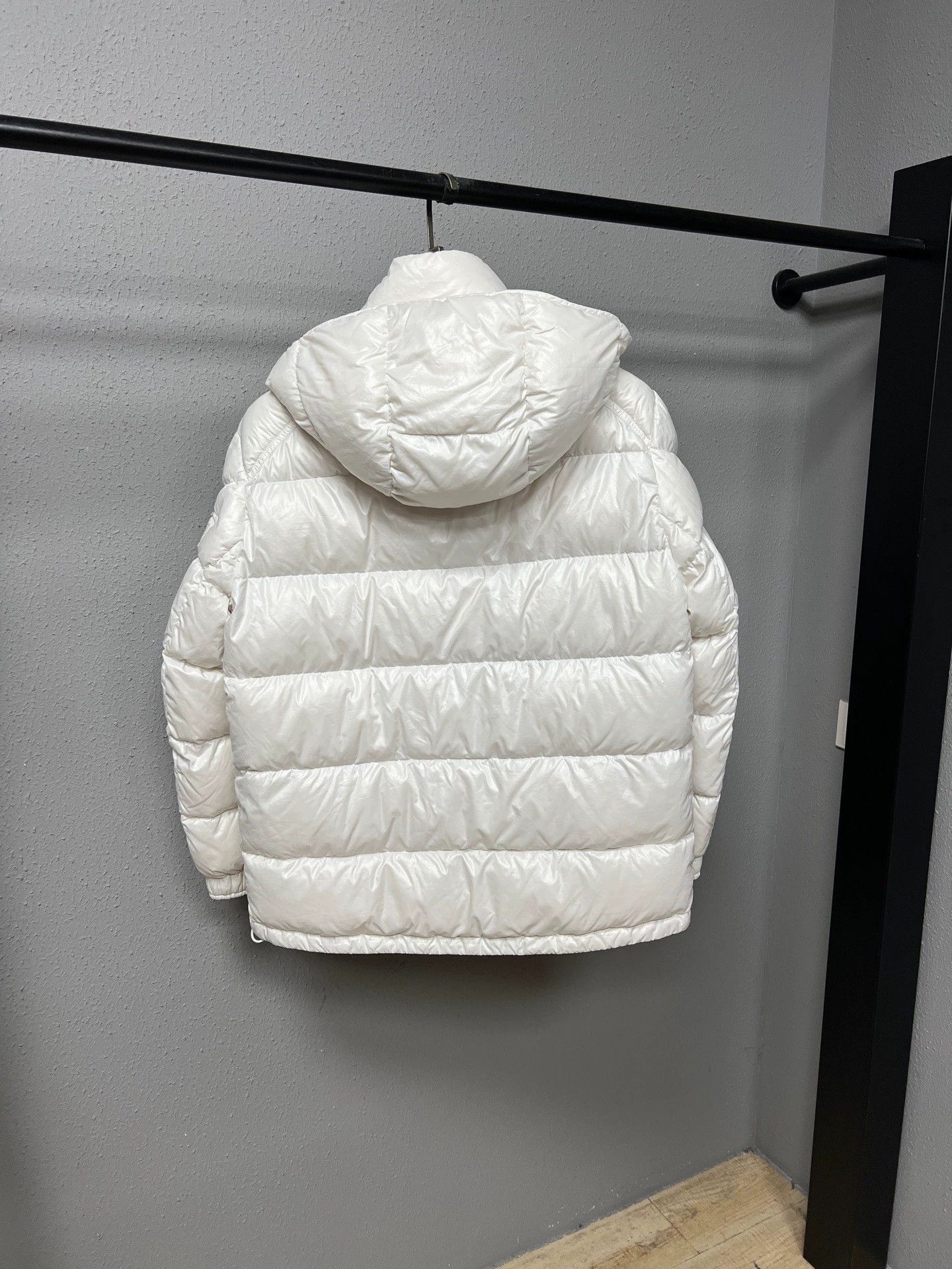 Moncler Moncler Maire White Down Jacket Size M / US 6-8 / IT 42-44 - 2 Thumbnail