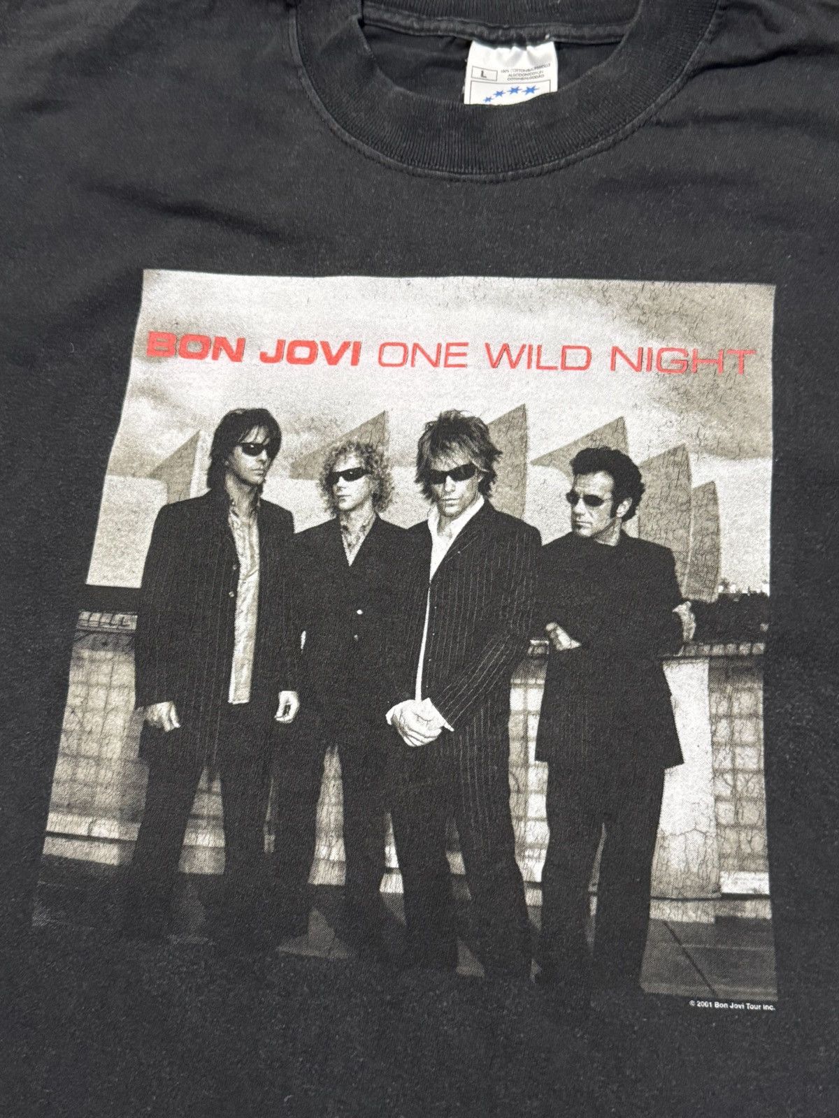 Band Tees 🔷Vintage Bon Jovi “One Wild Night Live” 2001 T-shirt🔷 Size US L / EU 52-54 / 3 - 4 Thumbnail