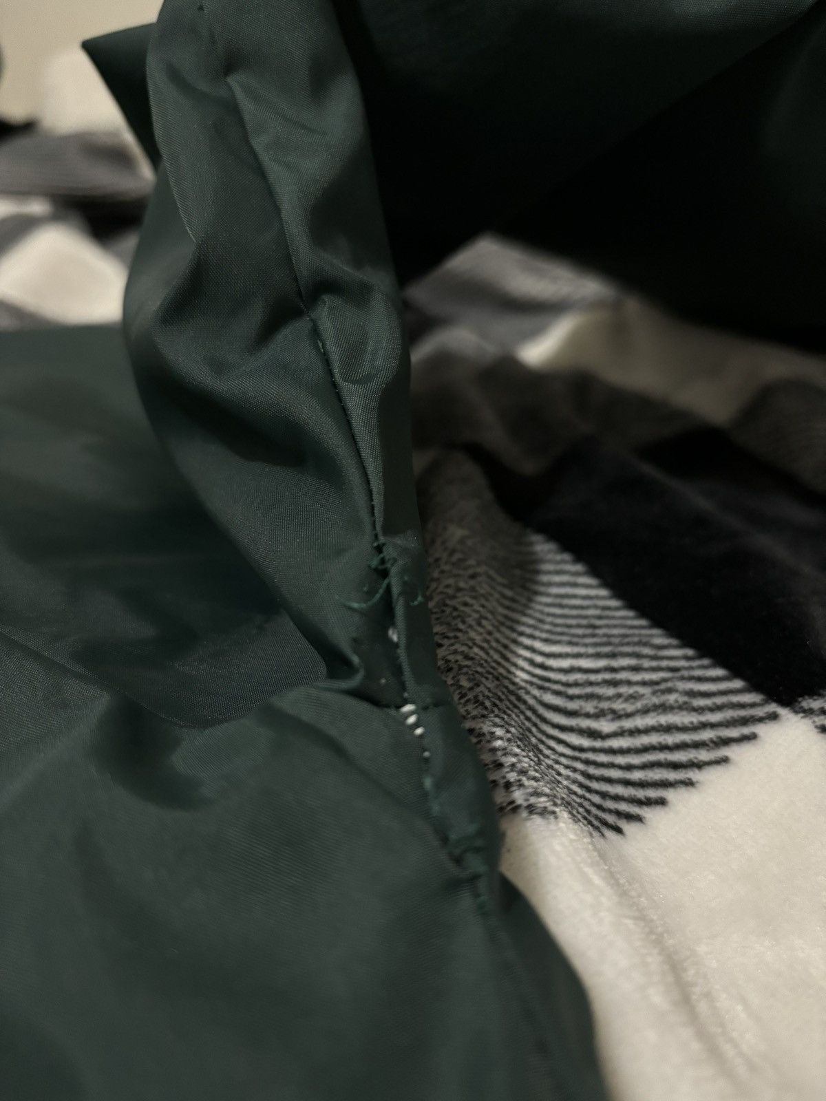 Vintage Vintage 1990s Green Varsity Windbreaker Jacket Size US L / EU 52-54 / 3 - 7 Thumbnail