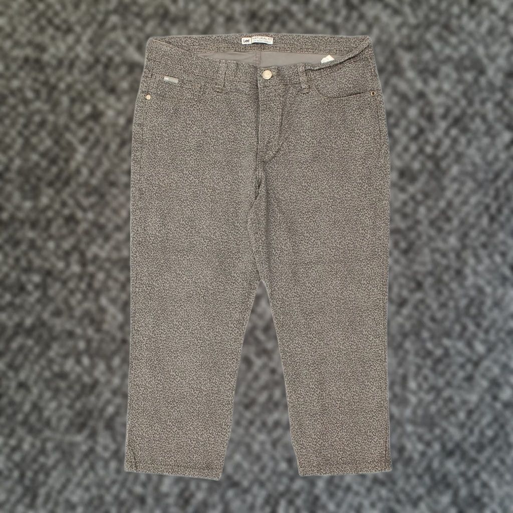 Lee LEE Womens Natural Fit Tapered Capri Trousers W32 L22 Grey Animal Print FN10 Size 24" / US 00 / IT 34 - 1 Thumbnail