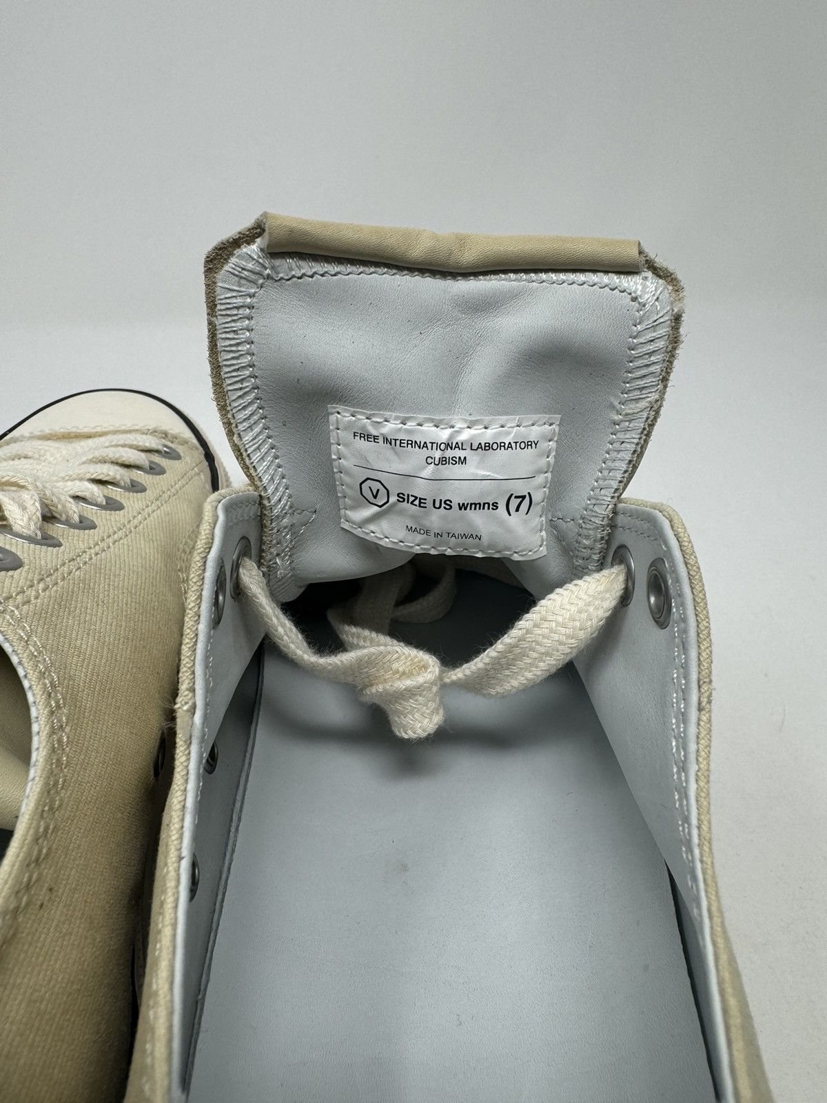 Visvim SKAGWAY LO G. CORDS - IVORY Size US 7 / IT 37 - 10 Thumbnail