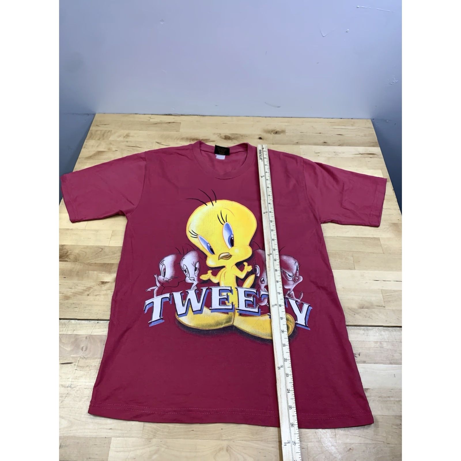Changes VINTAGE Changes Tweety Bird Shirt Mens M Red 90s Looney Tunes USA 12487 Size US M / EU 48-50 / 2 - 4 Thumbnail