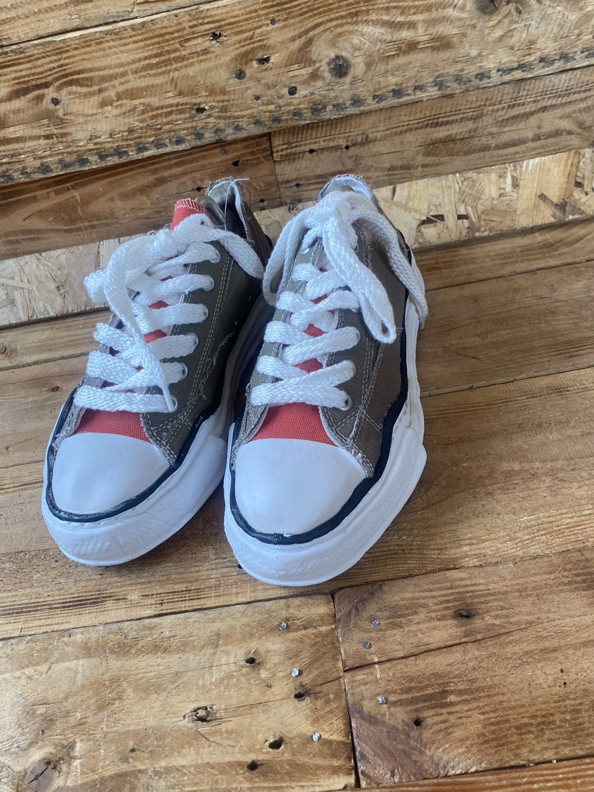 Maison MIHARA YASUHIRO Maison mihara yasuhiro x nigel low-top canvas sneakers sz41 Size US 8 / EU 41 - 10 Thumbnail