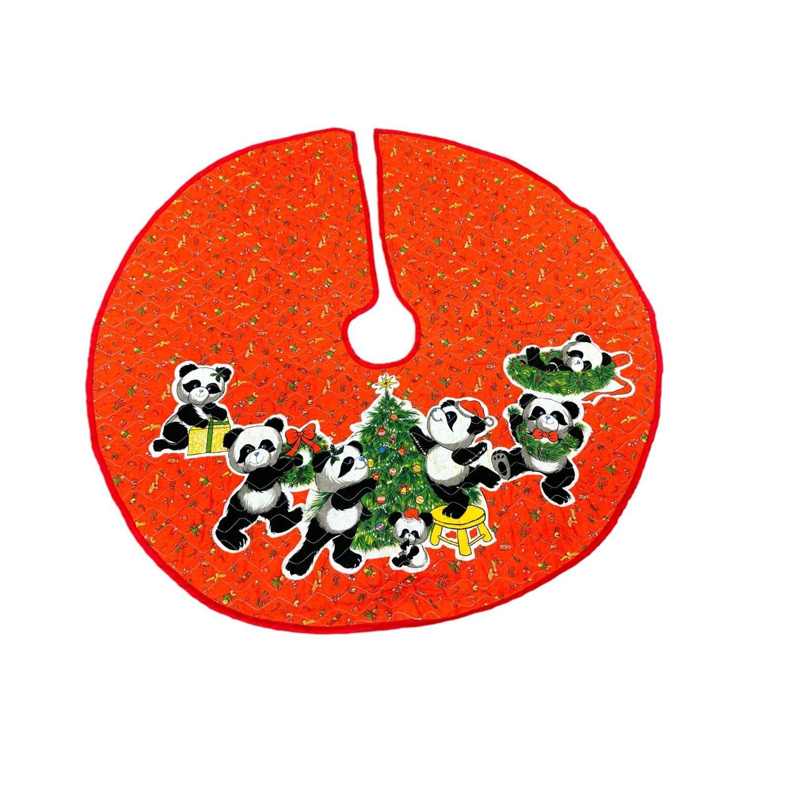 Unknown London Panda Bear Quilted Holiday Christmas Tree Skirt 33.5" Size ONE SIZE - 1 Thumbnail