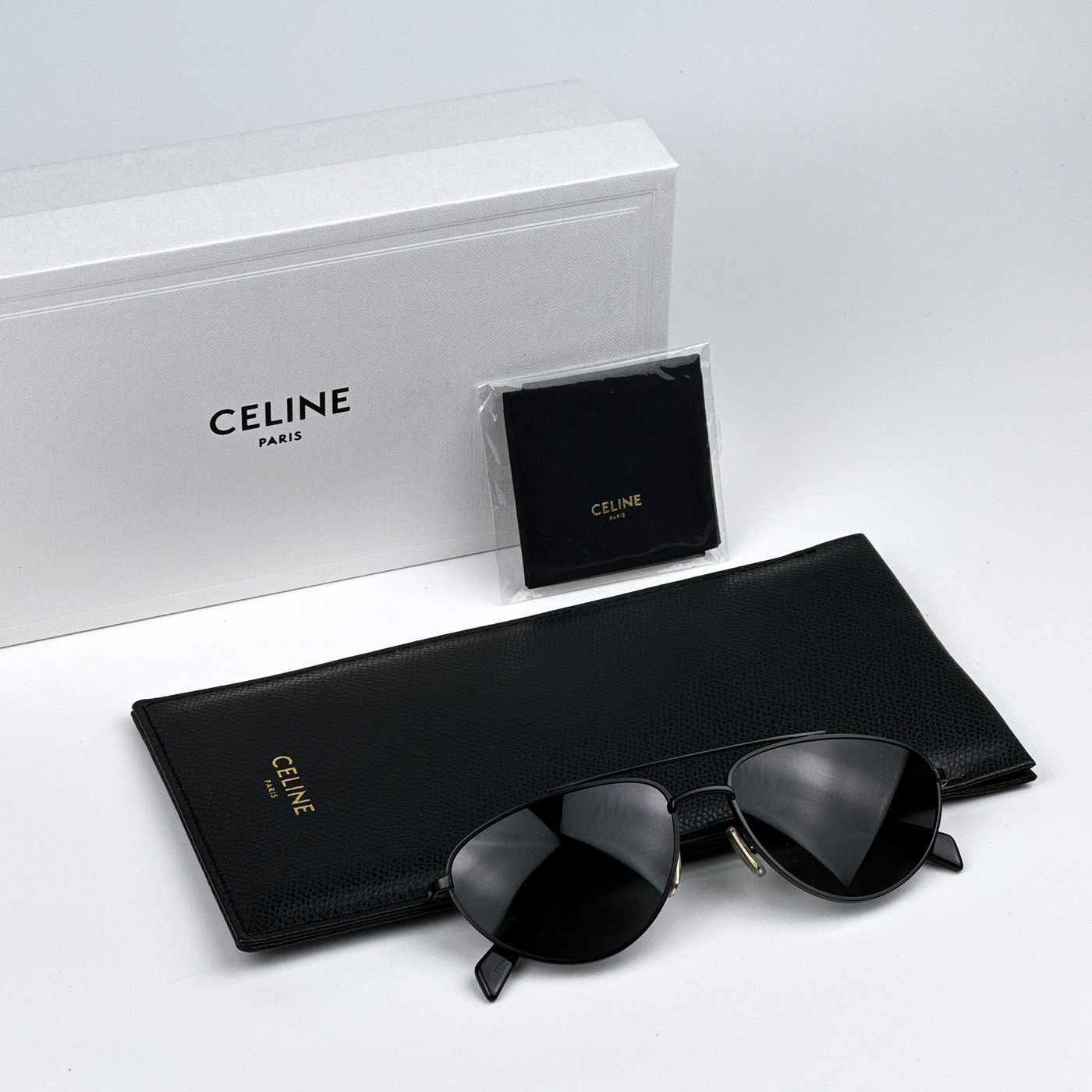 Celine NEW Celine CL40077U 02A Pilot Unisex Sunglasses CL 40077U Size ONE SIZE - 12 Thumbnail