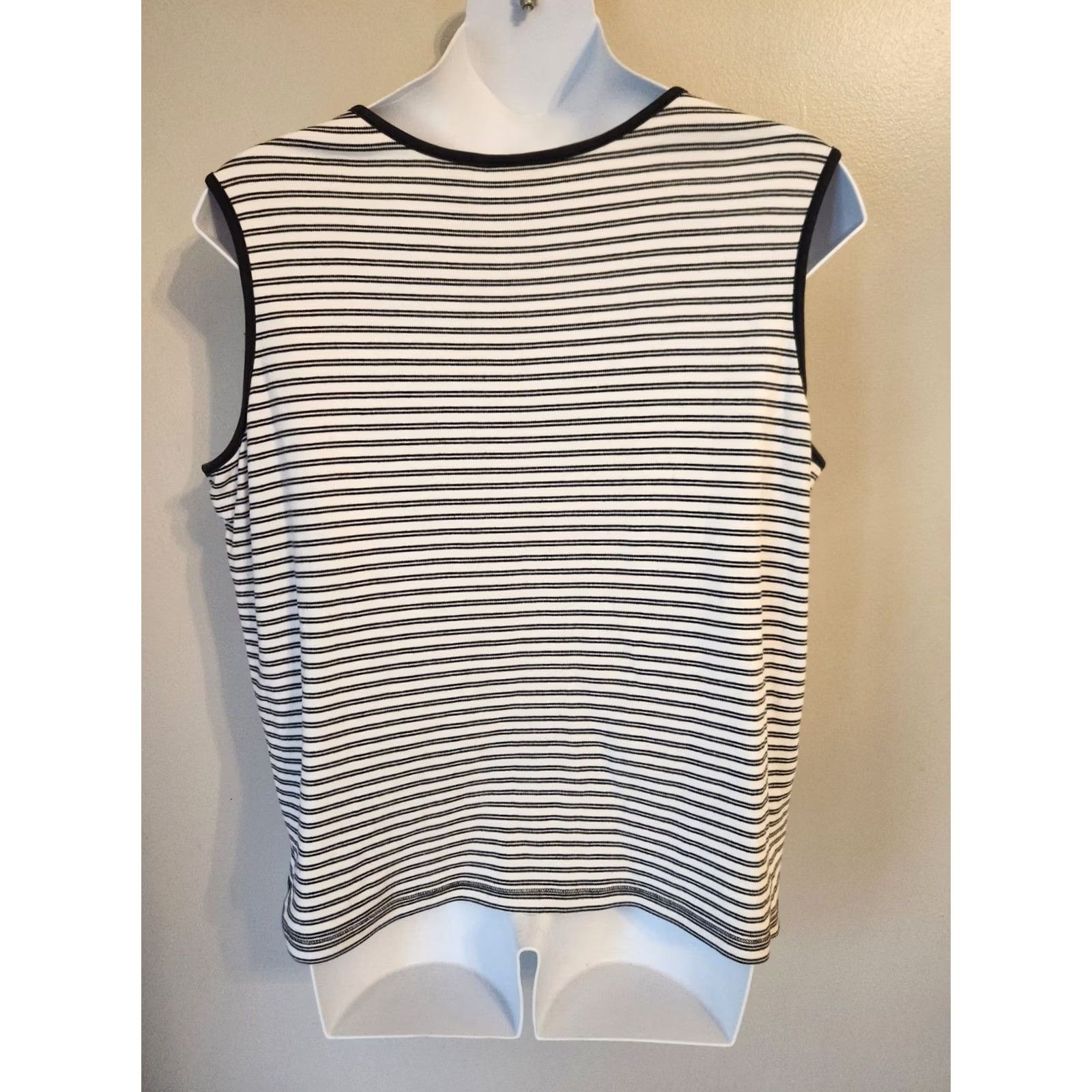 Vintage CB Casual Shirt White Black Stripe Sleeveless Henley Top 3X Plus Womens Size XXL / US 16-18 / IT 52-54 - 4 Thumbnail