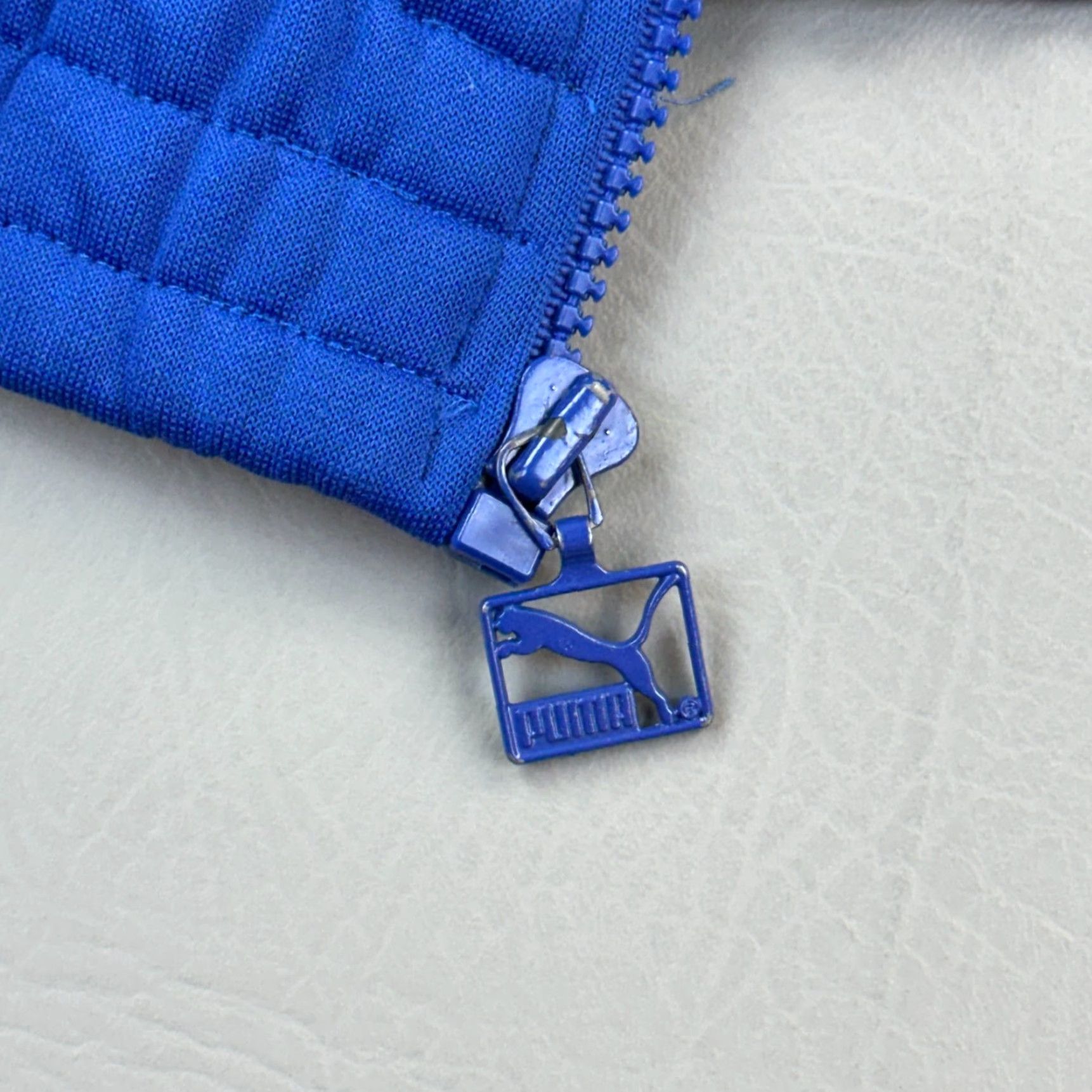 Puma VINTAGE Puma Tracksuit Mens Small Blue Geometric Stirrup Ankle Zip Pants 90s Size 36R - 6 Thumbnail