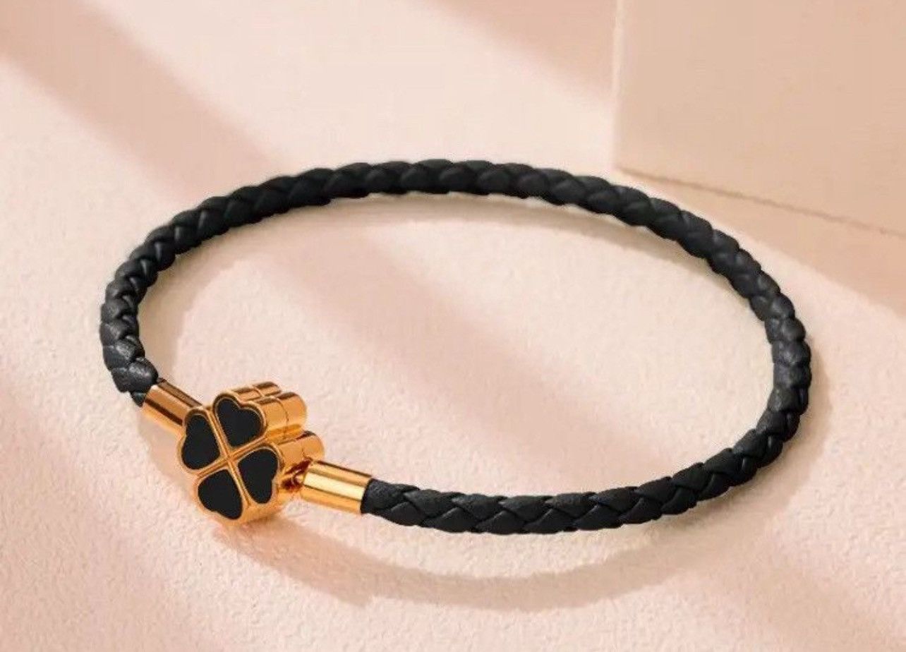 Jewelry × Leather Four-Leaf Clover Lucky Bracelet Size ONE SIZE - 4 Thumbnail