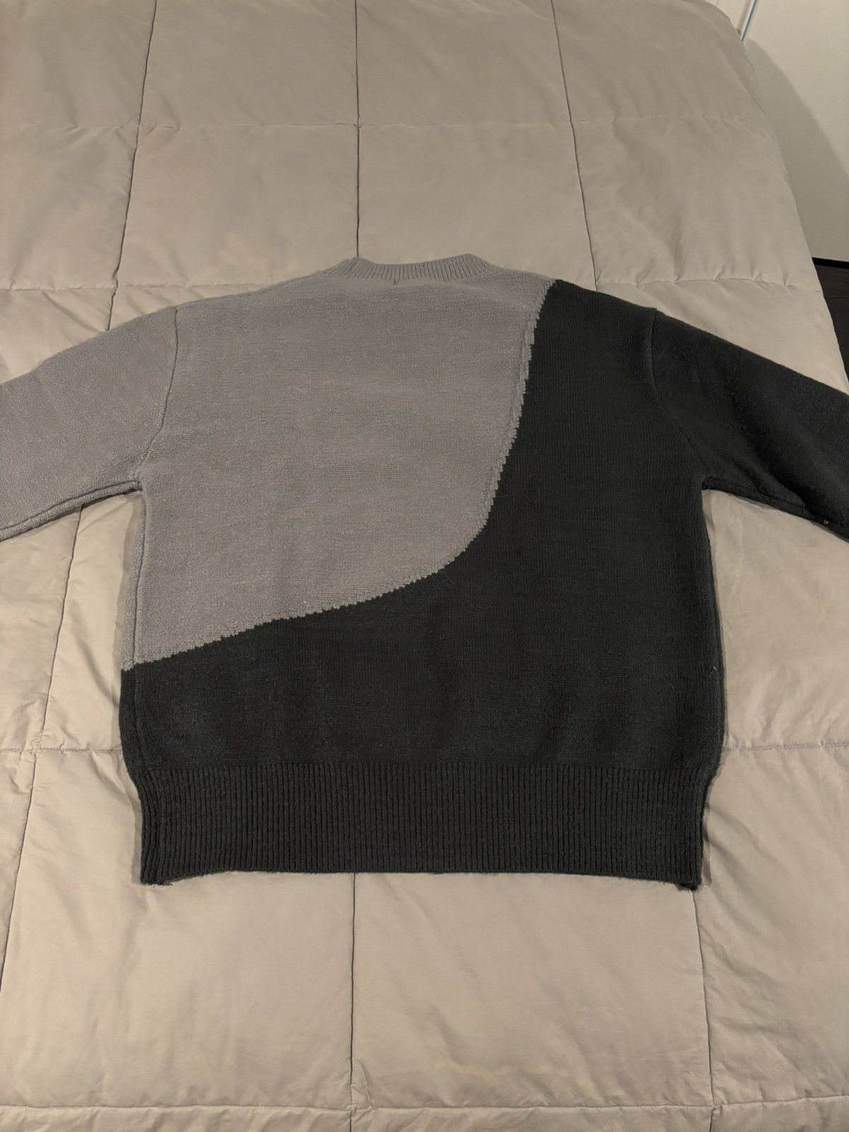 Olive Taiji Knit Size US M / EU 48-50 / 2 - 6 Thumbnail