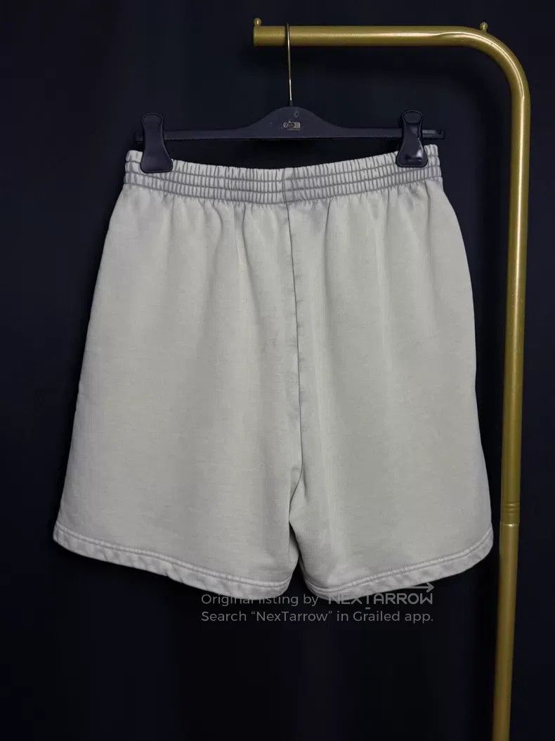 Balenciaga Balenciaga size XXS Embroidered Logo Shorts Size US 27 - 3 Thumbnail
