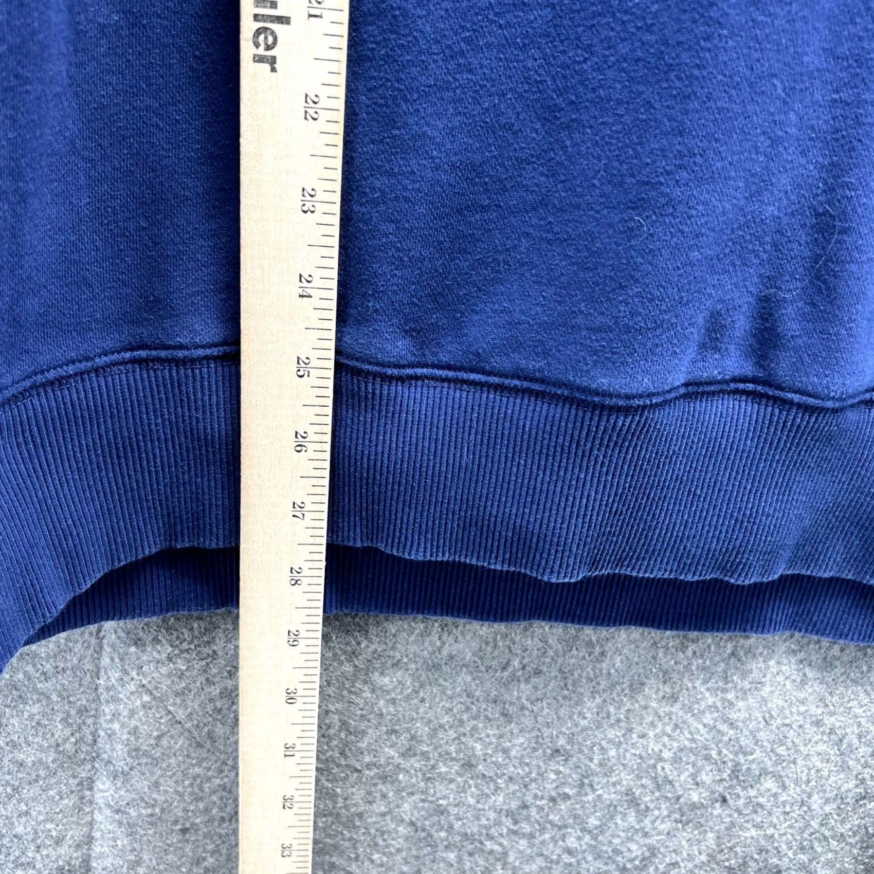 Tommy Hilfiger VINTAGE Tommy Hilfiger Sweatshirt Pullover XL Crewneck Fleece Logo Blue Navy Mens Size US XL / EU 56 / 4 - 5 Thumbnail