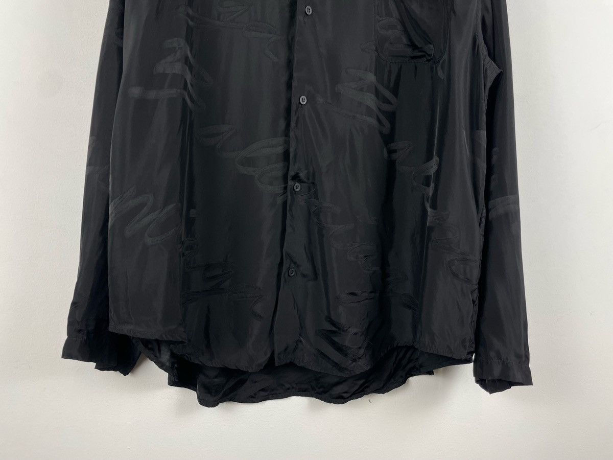 Balenciaga Balenciaga Monogram Prints Logo Shirt Size US S / EU 44-46 / 1 - 8 Thumbnail