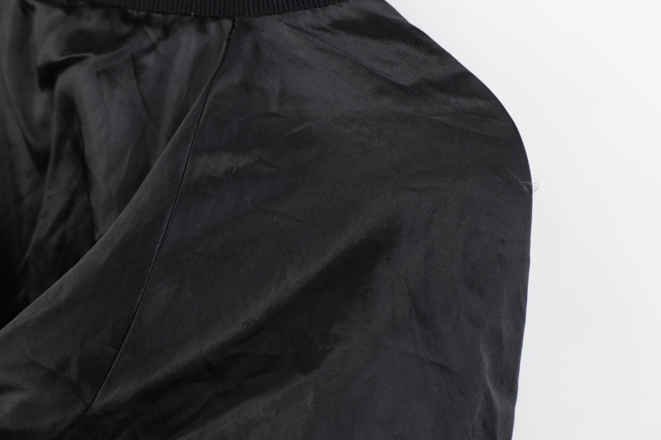 Vintage Vintage 80s 90s Streetwear Satin Bomber Jacket Black USA Size US L / EU 52-54 / 3 - 13 Thumbnail