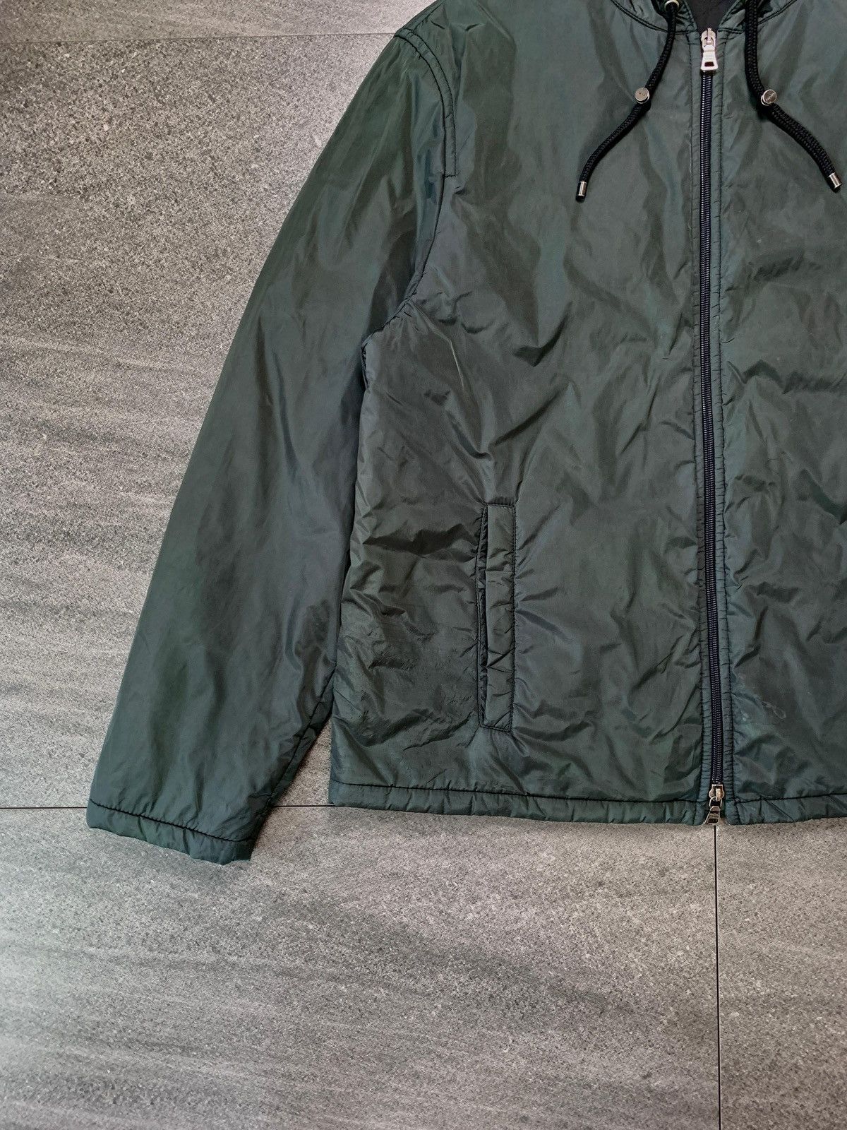 Prada FREE TAX! 2000s Dark Green Light Nylon Jacket Size US S / EU 44-46 / 1 - 4 Thumbnail