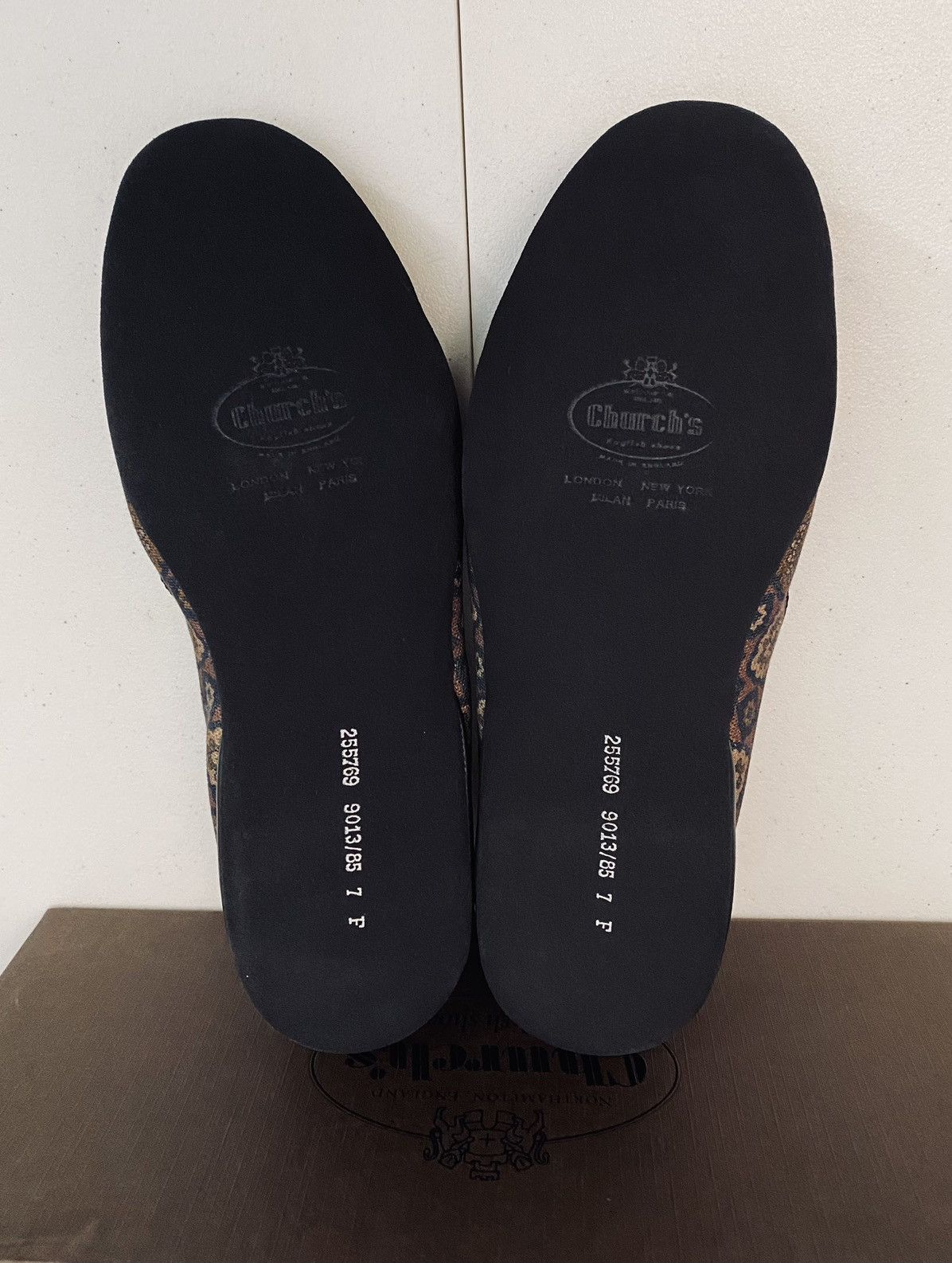 Church's Church’s 🏴󠁧󠁢󠁥󠁮󠁧󠁿 Kanvas Quilted Insole Suede House Slipper 8 New Size US 8 / EU 41 - 10 Thumbnail