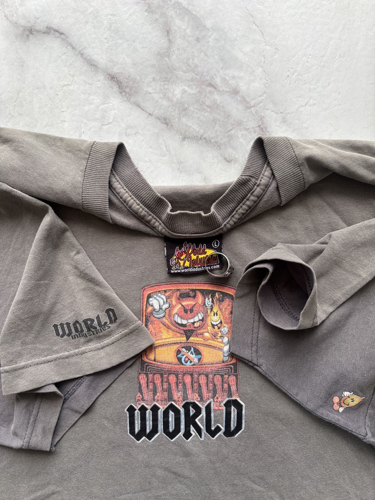 World Industries Vintage rare world industries shirt Size US L / EU 52-54 / 3 - 2 Thumbnail