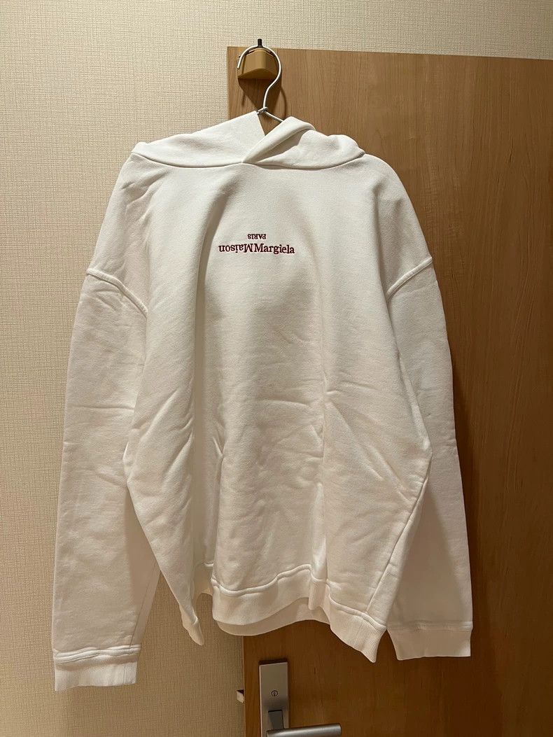 Maison Margiela Maison Margiela Logo Print Hoodie Size US L / EU 52-54 / 3 - 1 Thumbnail