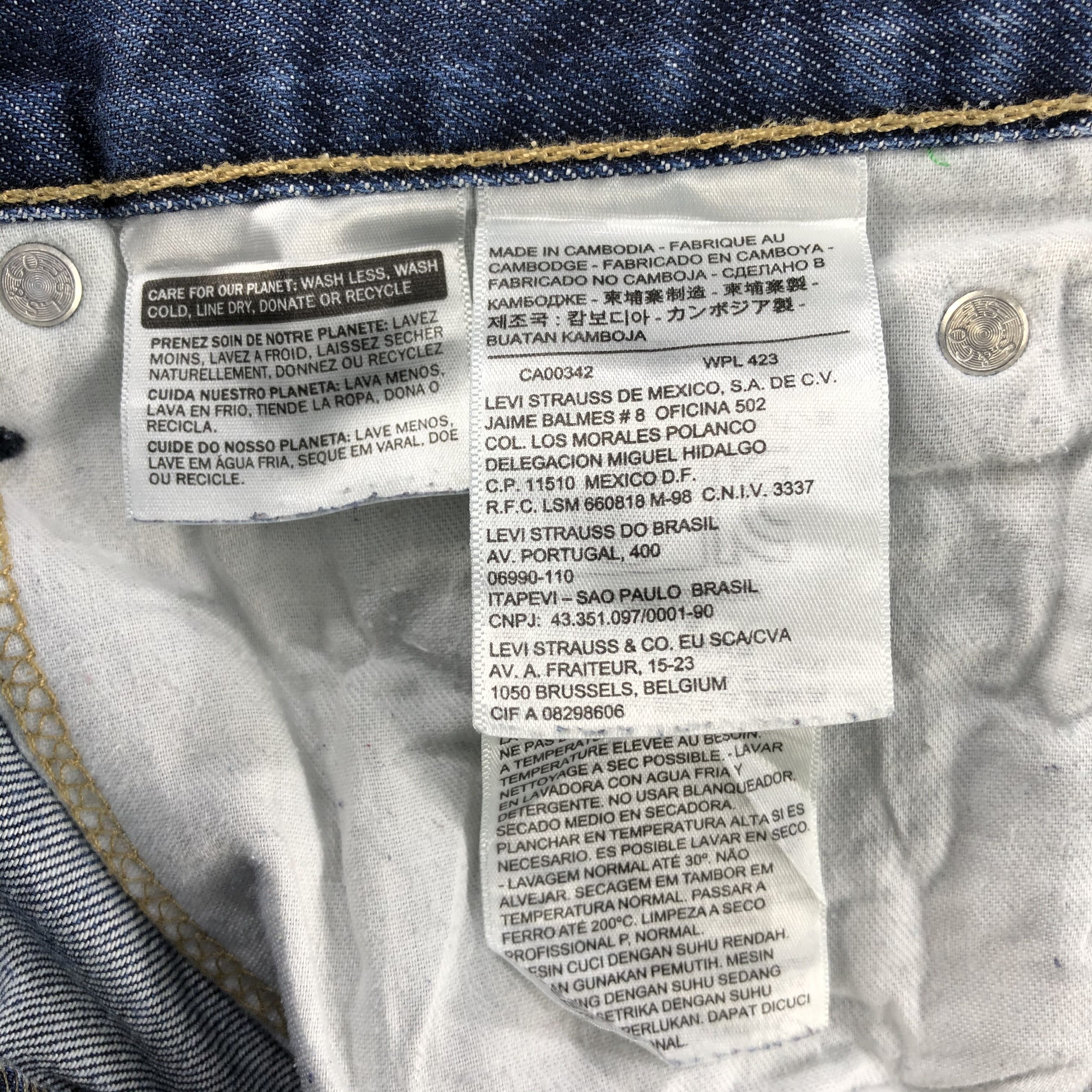 Levi's Vintage Levis 569 Jeans-J1164 Size US 35 - 11 Thumbnail