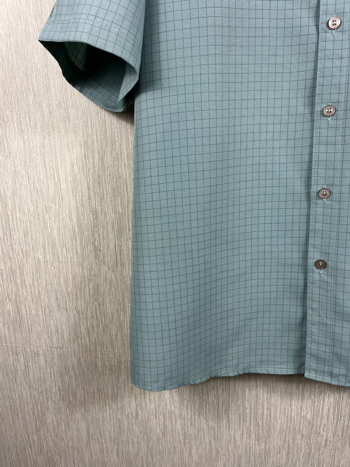 Oakley Vintage Oakley checked gorpcore pocket shirt with small logo Size US XL / EU 56 / 4 - 6 Thumbnail