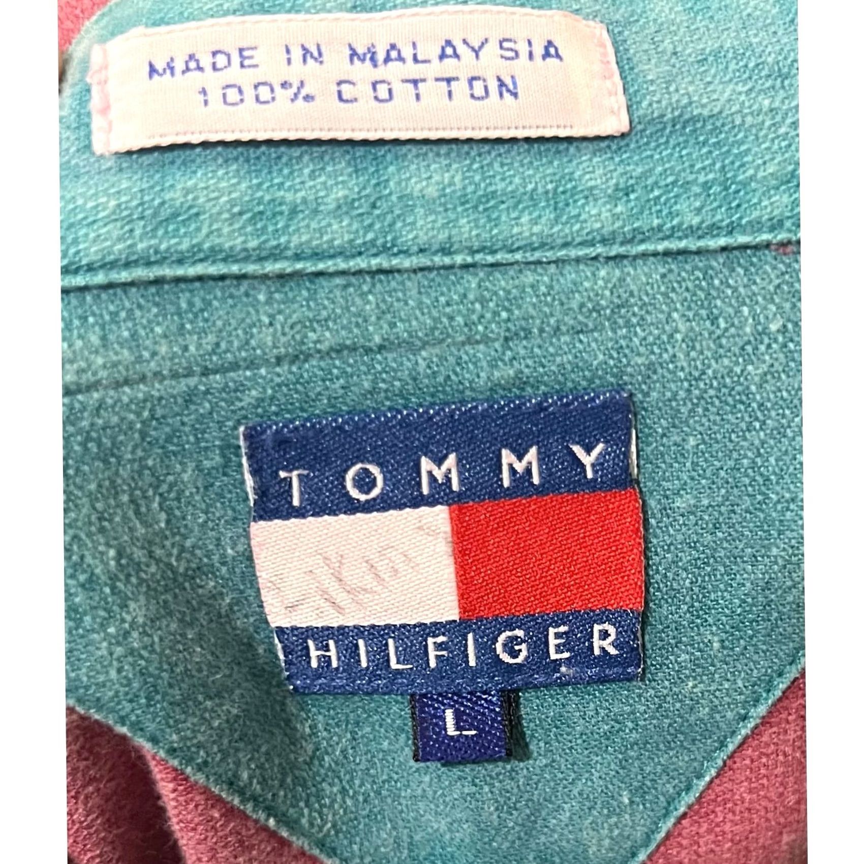 Tommy Hilfiger Tommy Hilfiger Vintage Mens L Shirt Button Up Embroidered Crest Pockets Red Size US L / EU 52-54 / 3 - 6 Thumbnail