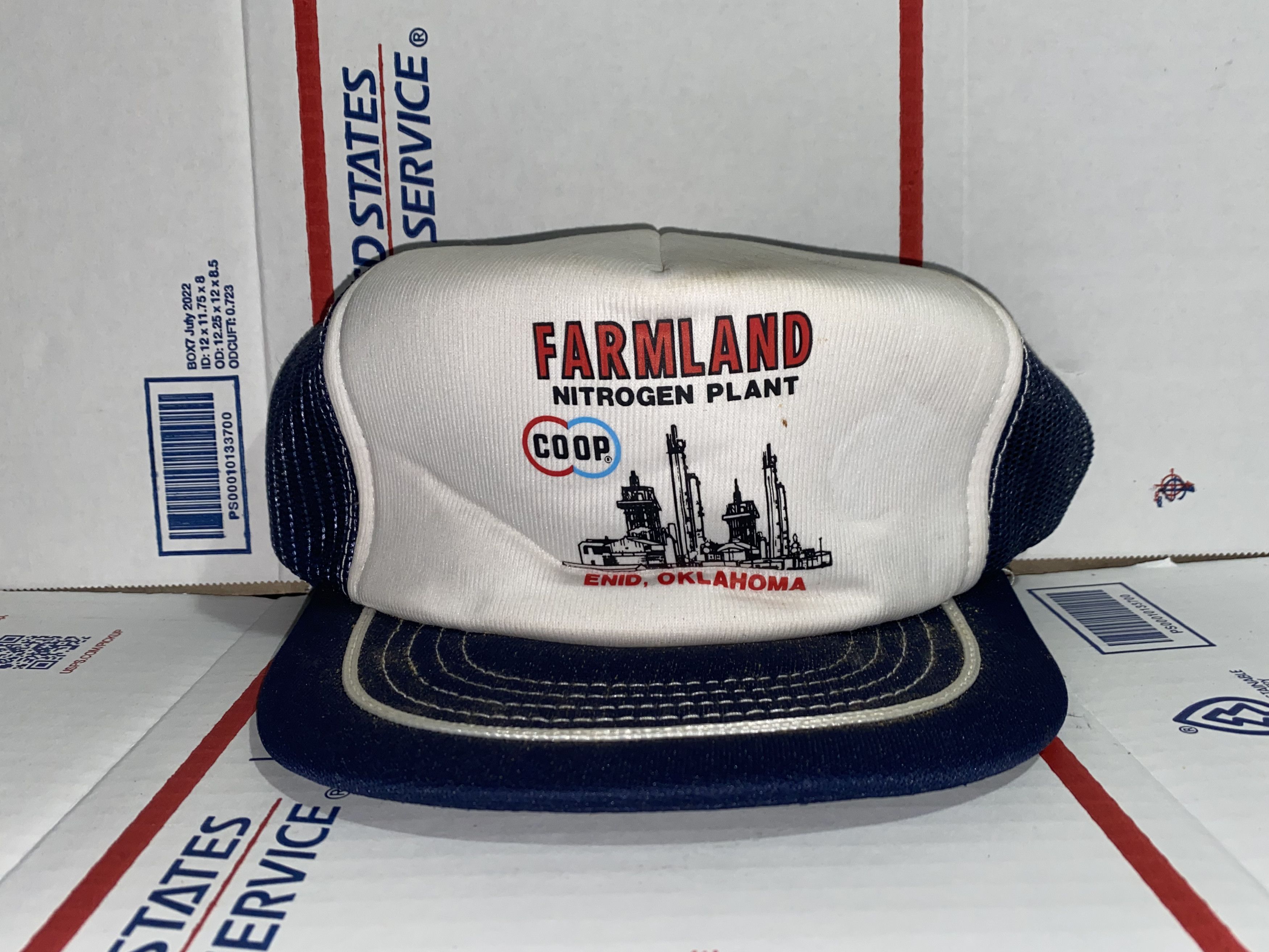 Vintage vtg Farmland nitrogen Plant Co-oP Oklahoma trucker hat cap ! Size ONE SIZE - 1 Thumbnail