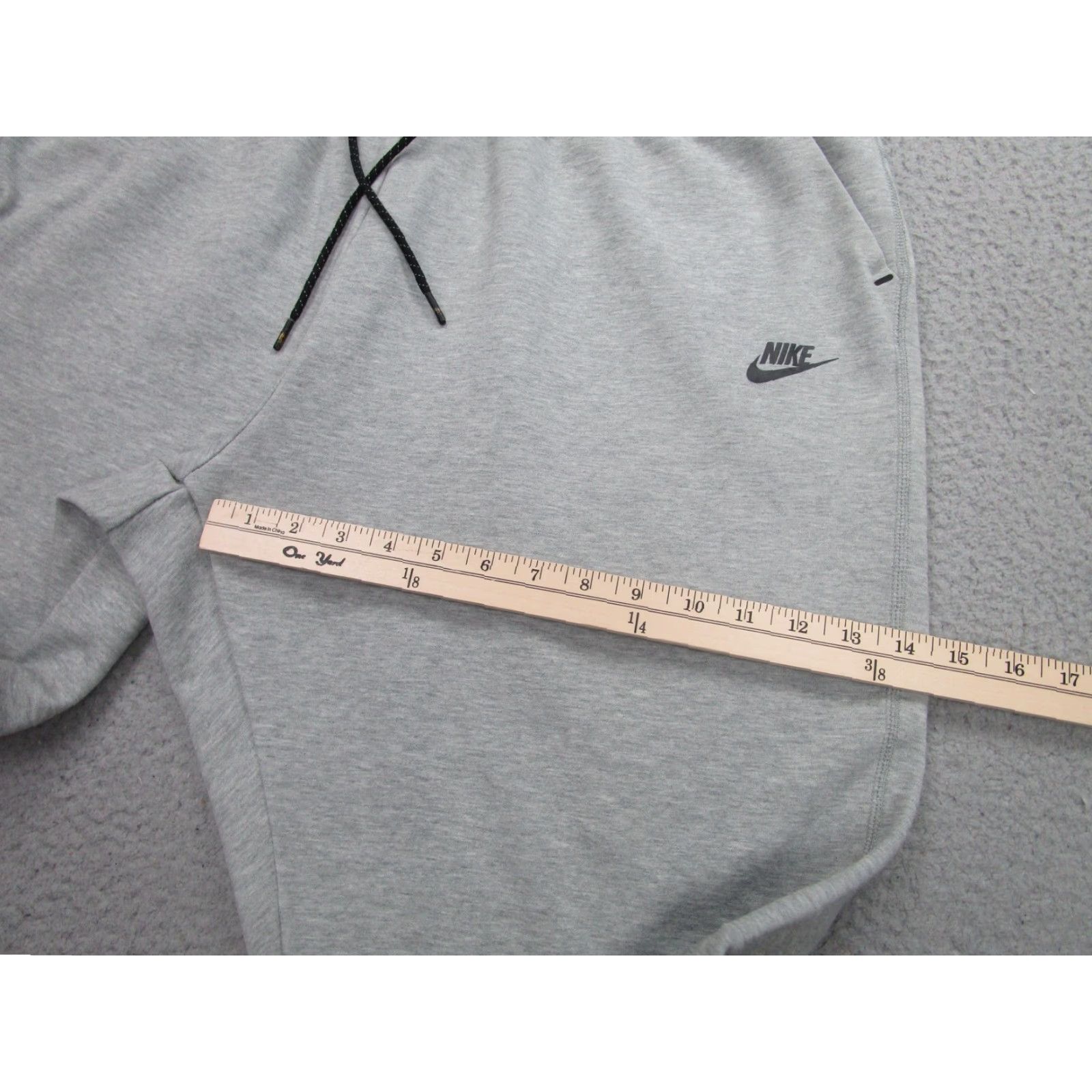 Nike Nike Sweatpants Mens 2XL Tech Fleece Joggers Drawstring Tapered Pockets Gray DA2043-063 Size US 39 - 7 Thumbnail