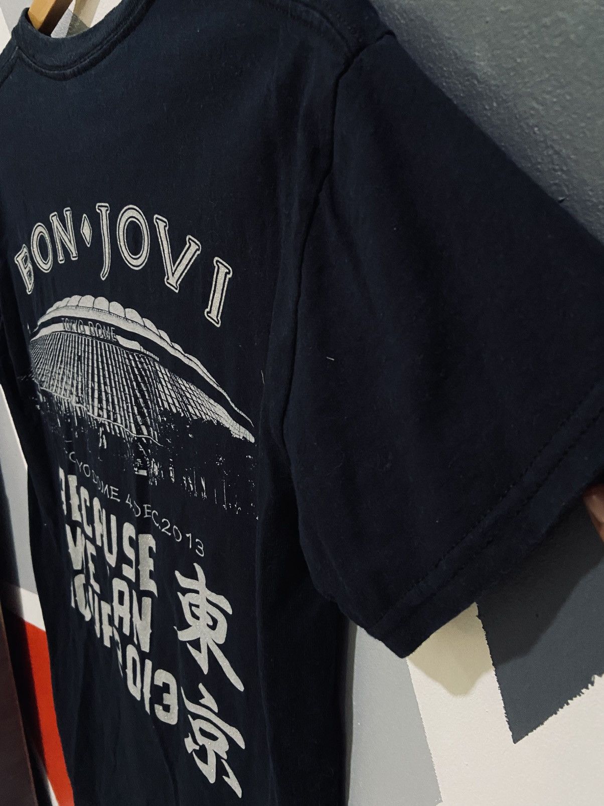 Gildan Vintage Bon Jovi Live In Japan 2013 Size US S / EU 44-46 / 1 - 5 Thumbnail