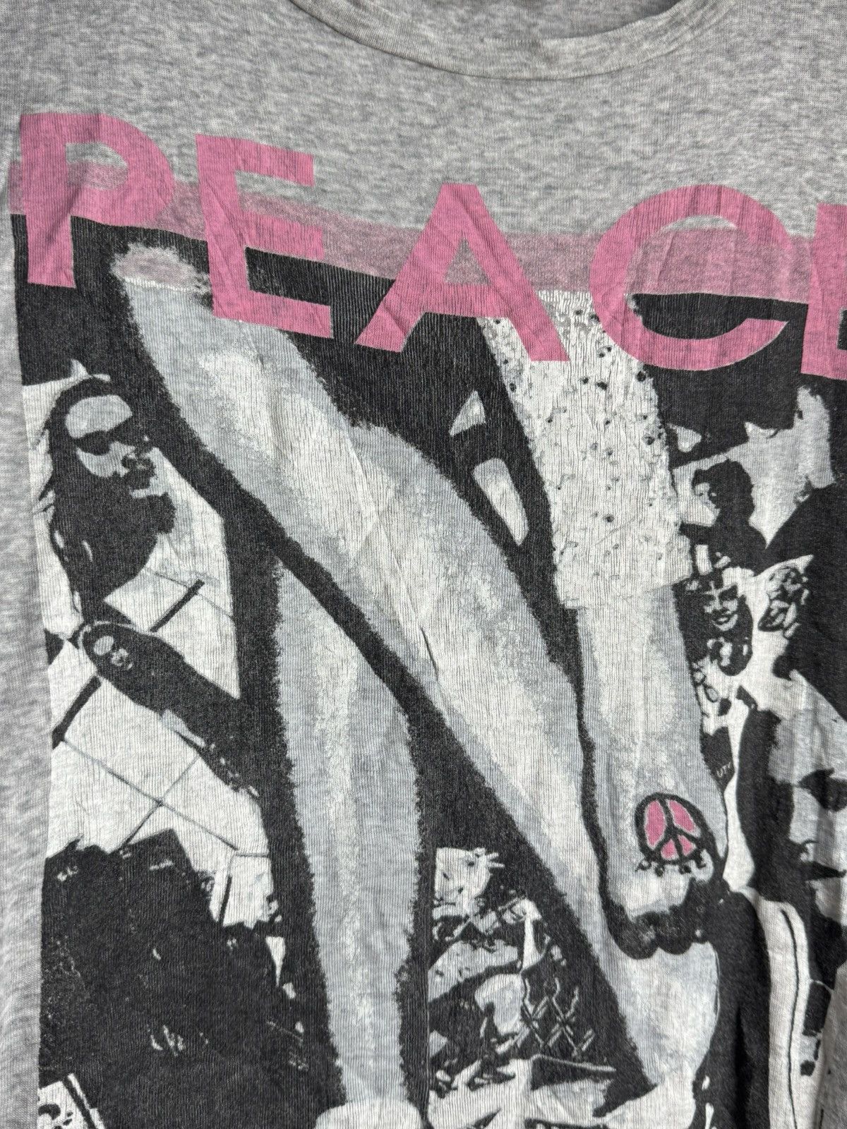 Hysteric Glamour Peace distressed tshirts punk styled hysteric Size US S / EU 44-46 / 1 - 3 Thumbnail