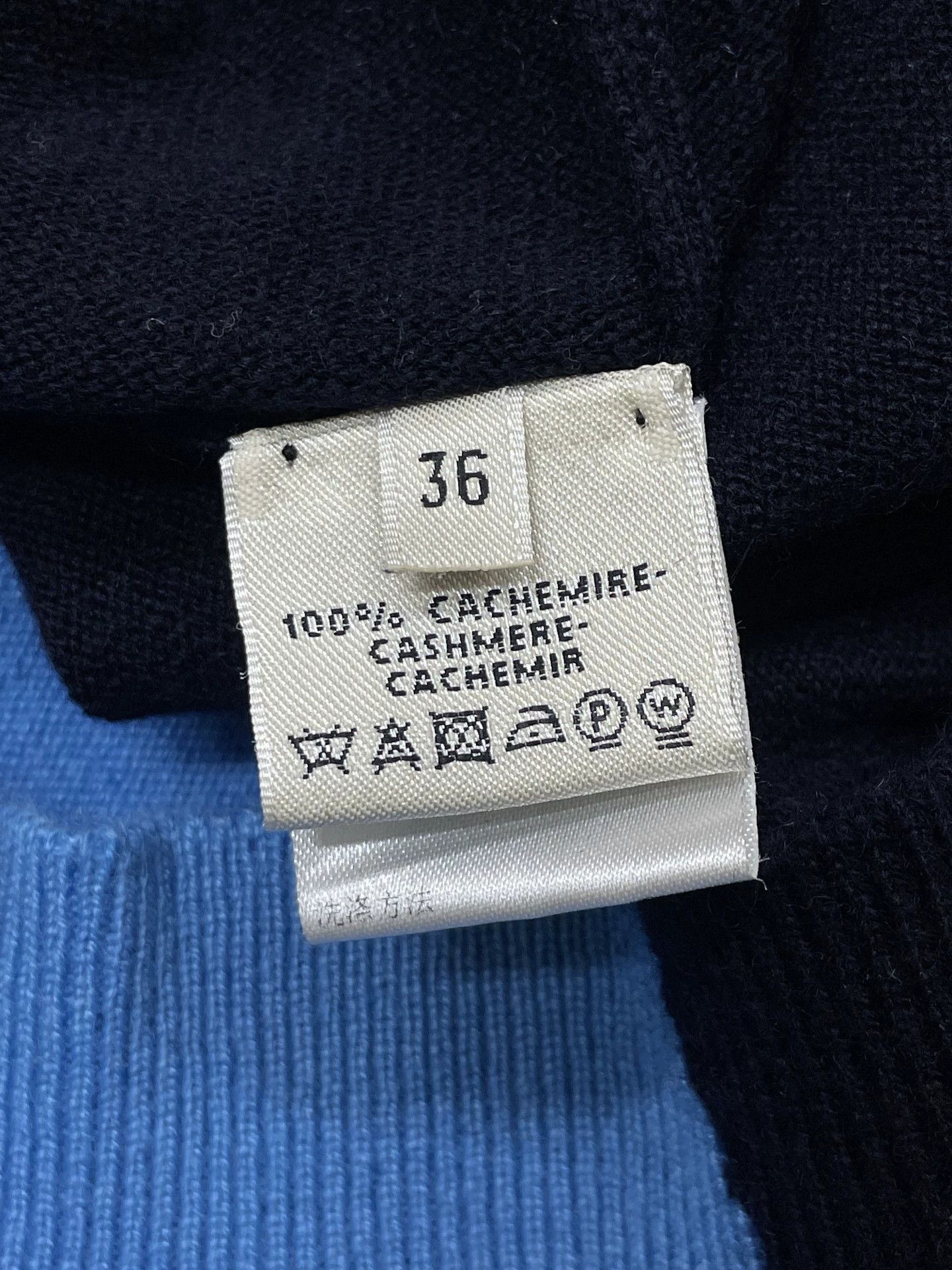 Hermes Hermes Black & Blue Colorblock Cashmere Top FR36 Size XS / US 0-2 / IT 36-38 - 4 Thumbnail