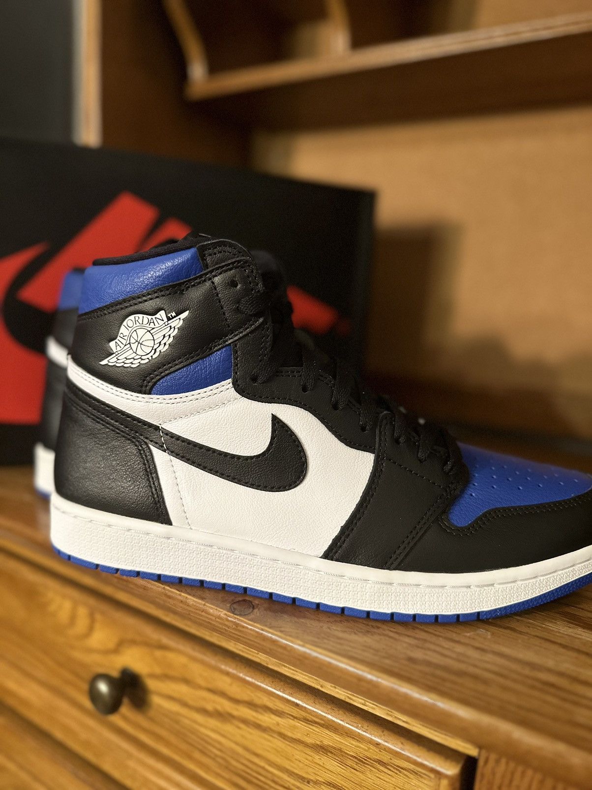 Jordan Brand Jordan 1 Retro High OG Royal Toe Size US 11 / EU 44 - 3 Thumbnail