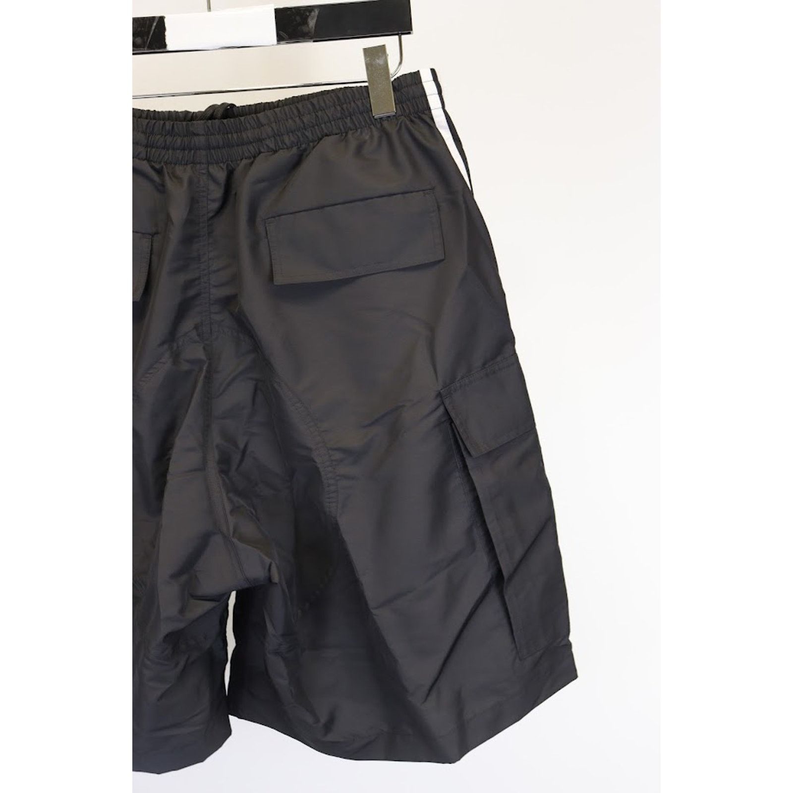 Adidas × Balenciaga o1rshd1 Cargo Swim Short in Black Size US 30 / EU 46 - 8 Thumbnail