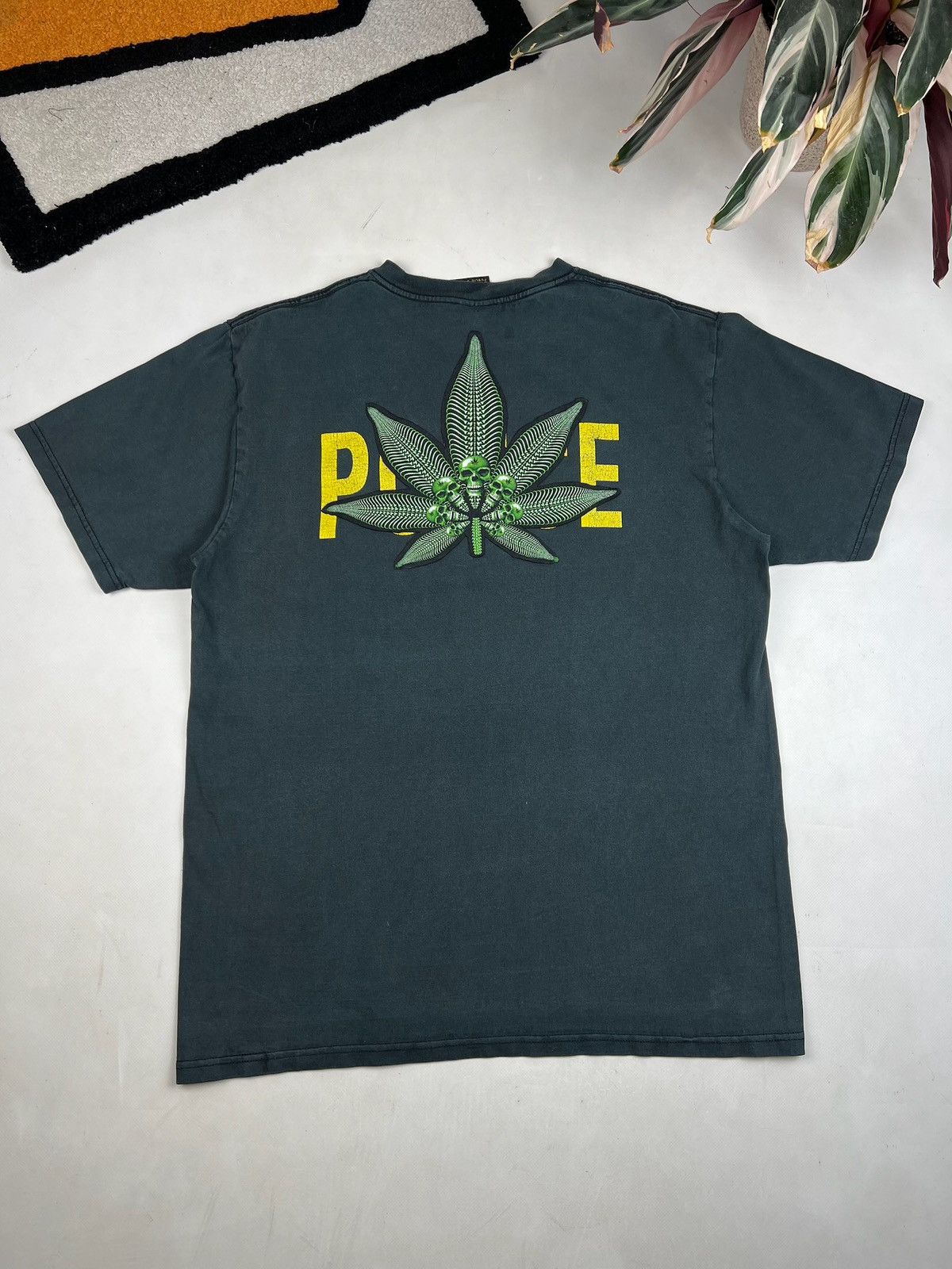 Vintage Vintage Smoke police T-shirt cannabis like Marlboro faded Size US L / EU 52-54 / 3 - 6 Thumbnail