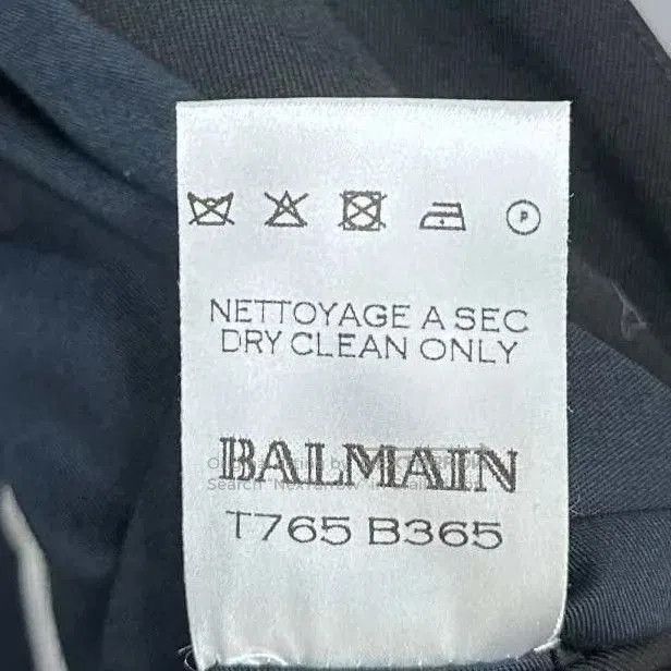 Balmain Black V. Size US M / EU 48-50 / 2 - 5 Thumbnail