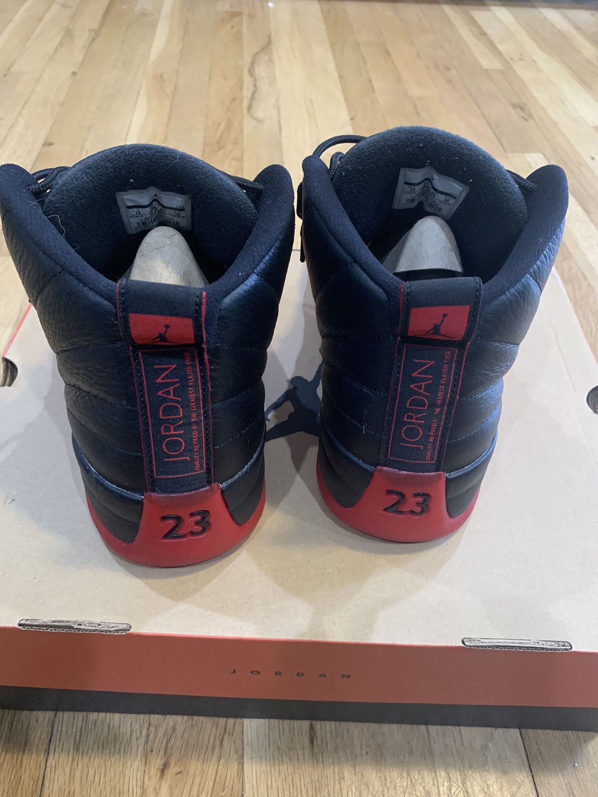 Jordan Brand × Nike Air Jordan 12 Flu game Size US 12 / EU 45 - 4 Thumbnail