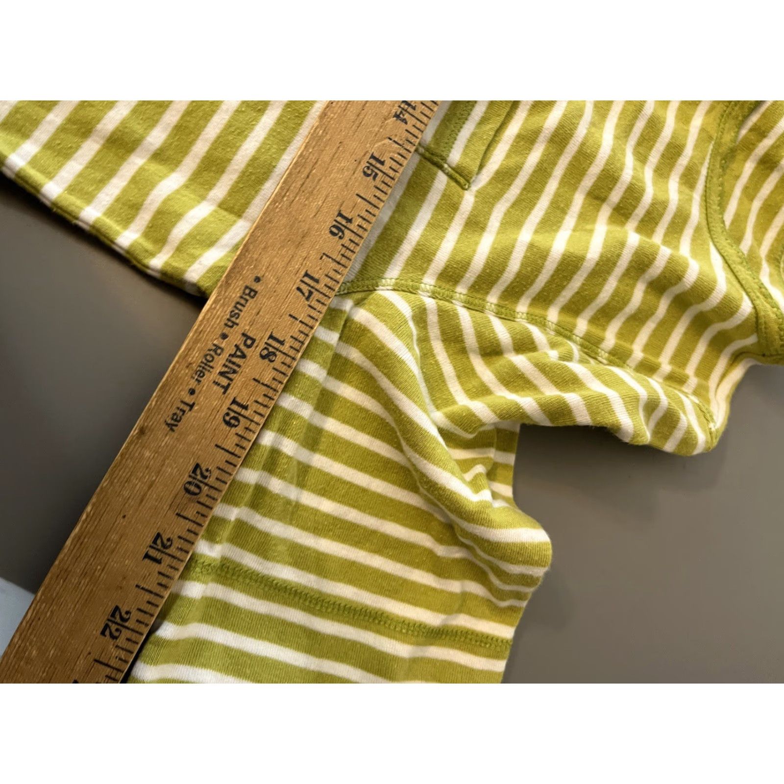 Jones New York Jones New York Green Striped Tee Shirt ~ Size L Women Casual Short Sleeve Pullover Round Neck V-Neck Pocket All Seasons Basic T-Shirt Size L / US 10 / IT 46 - 5 Thumbnail