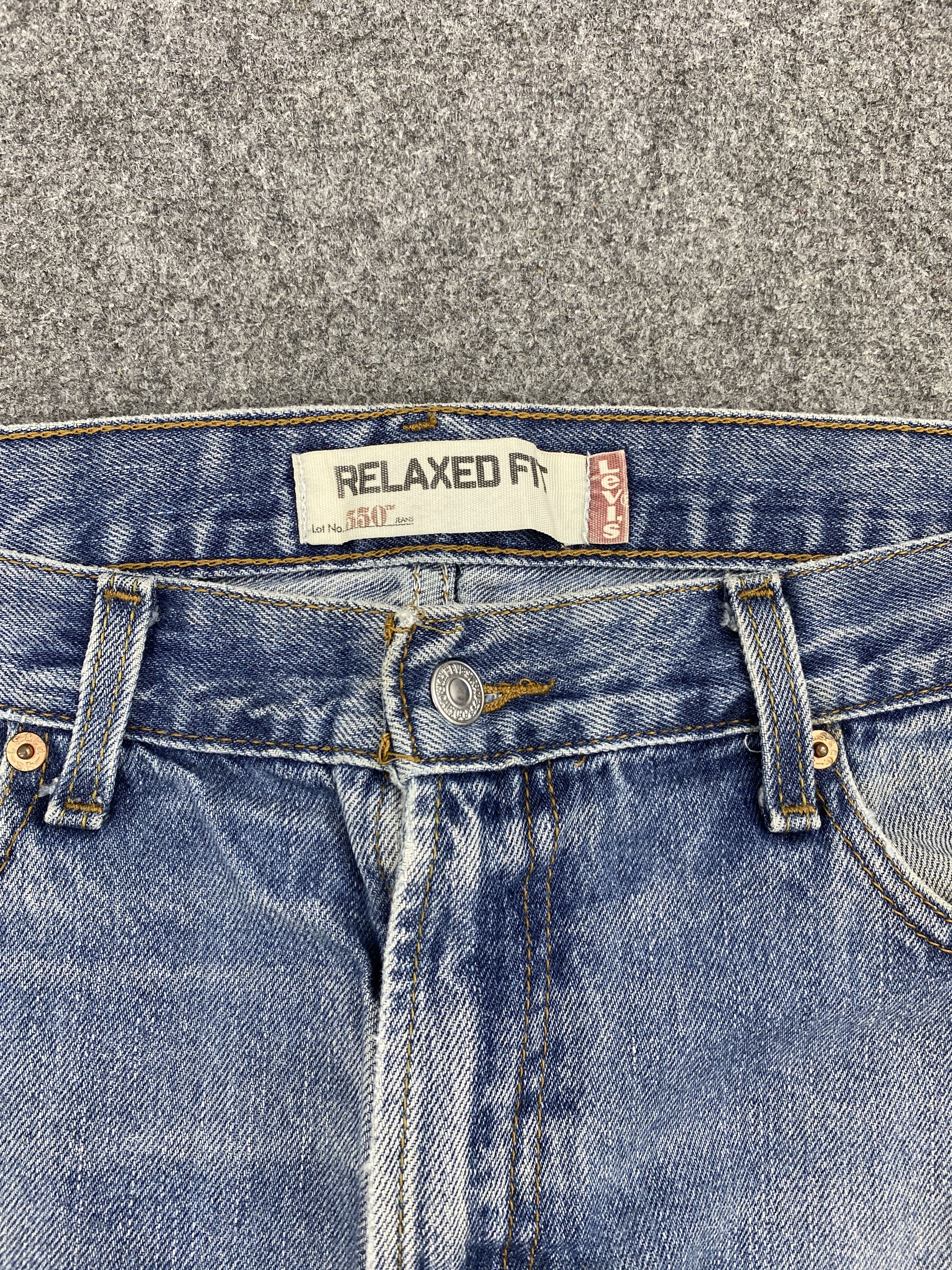 Levi's × Vintage Faded Blue Vintage Levis 550 Distressed Jeans Size US 34 / EU 50 - 9 Thumbnail